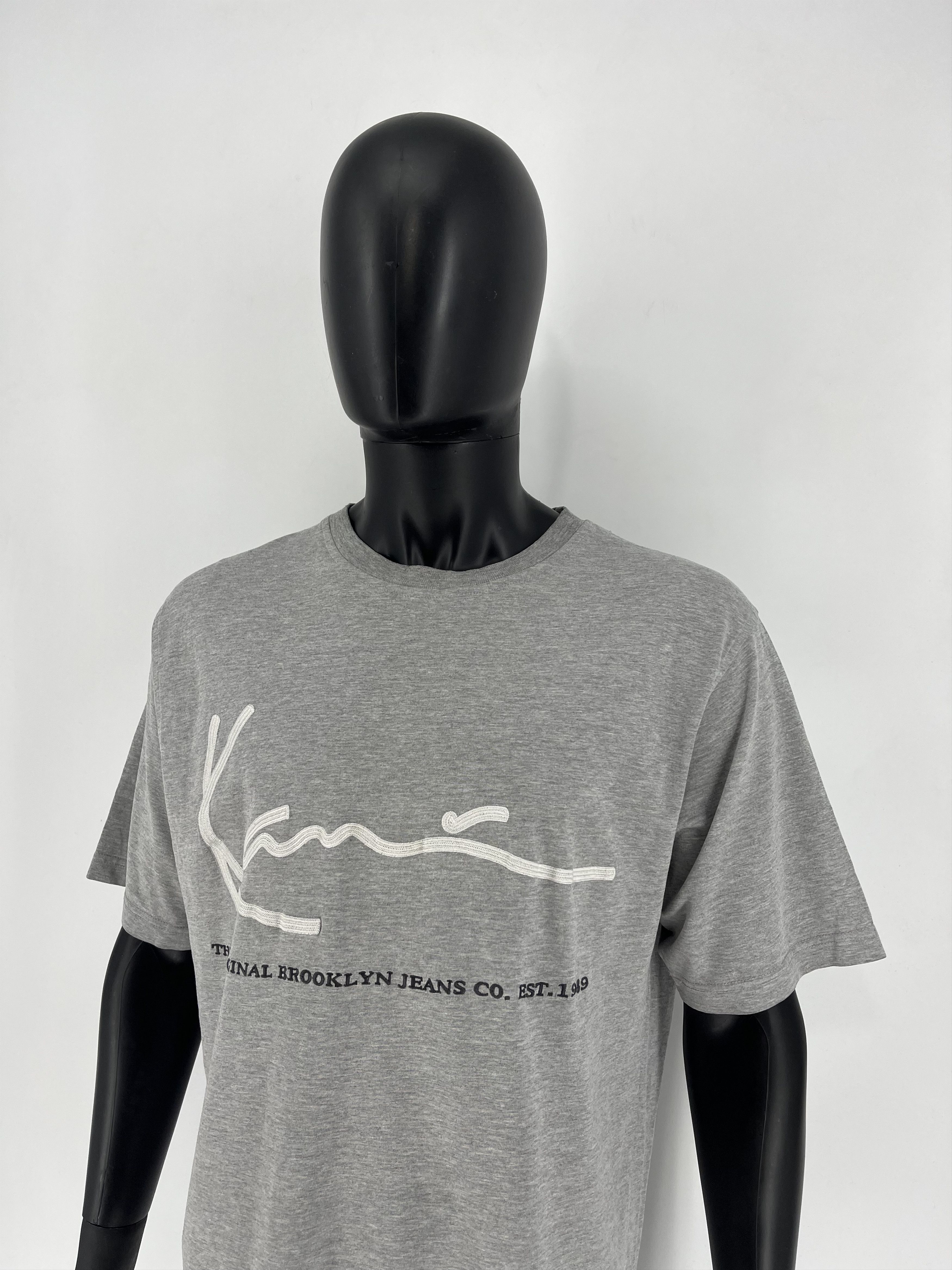 Karl Kani × Vintage Mens Vintage T Shirt Karl Kani Big Logo Size L Size US L / EU 52-54 / 3 - 5 Thumbnail