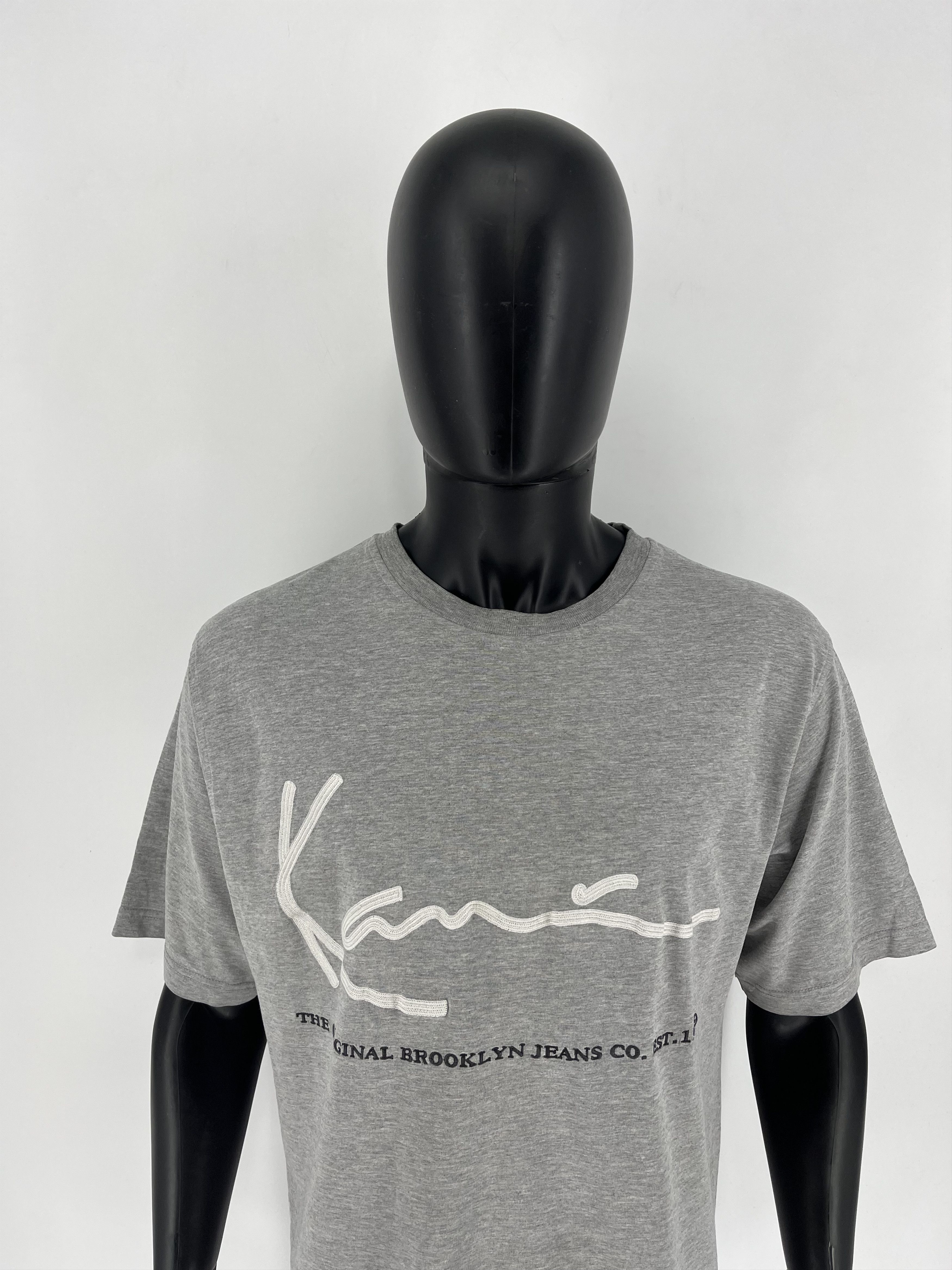 Karl Kani × Vintage Mens Vintage T Shirt Karl Kani Big Logo Size L Size US L / EU 52-54 / 3 - 6 Thumbnail