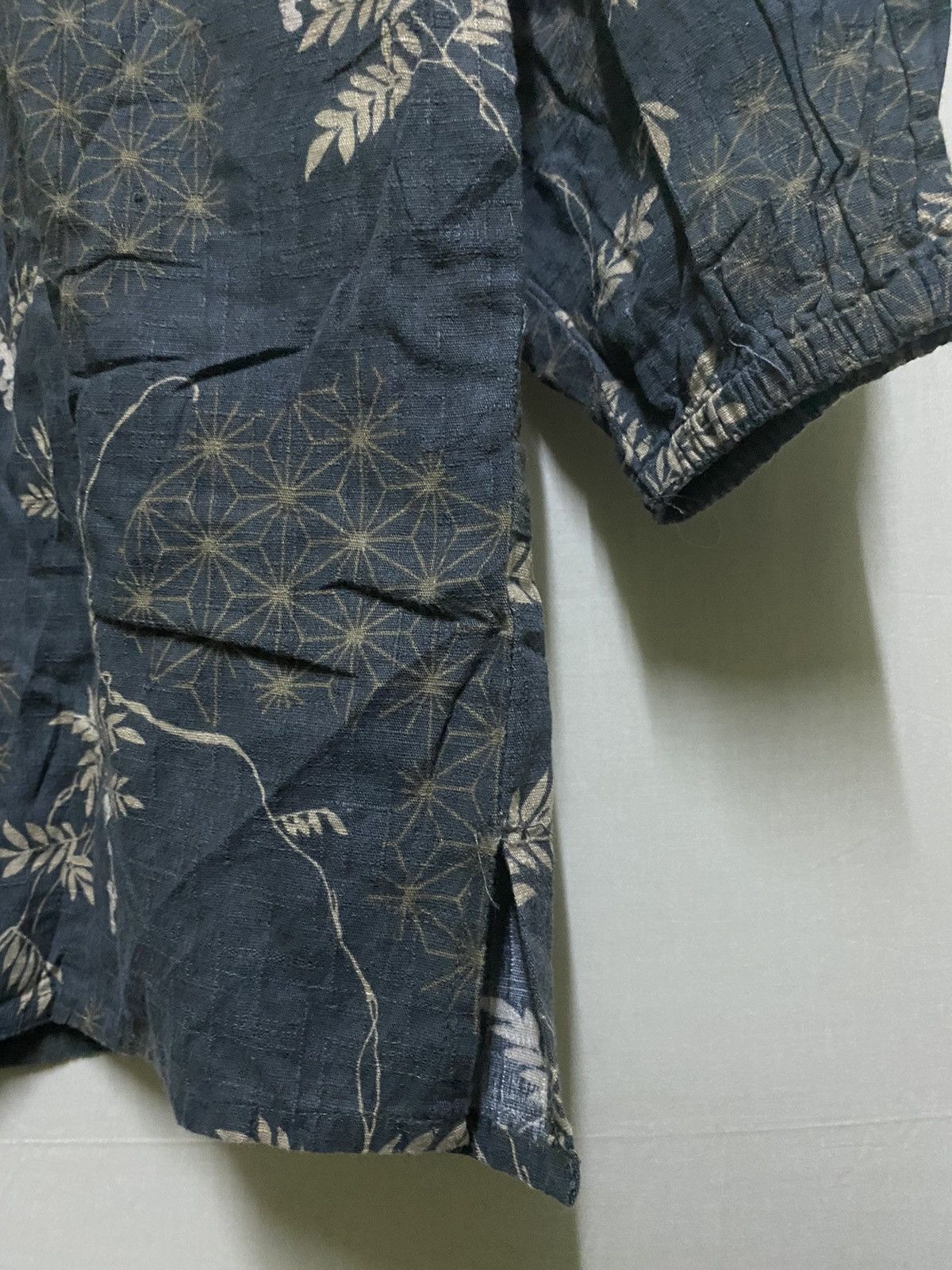 Japanese Brand Indigo Kimono Printed Button Size US M / EU 48-50 / 2 - 7 Thumbnail