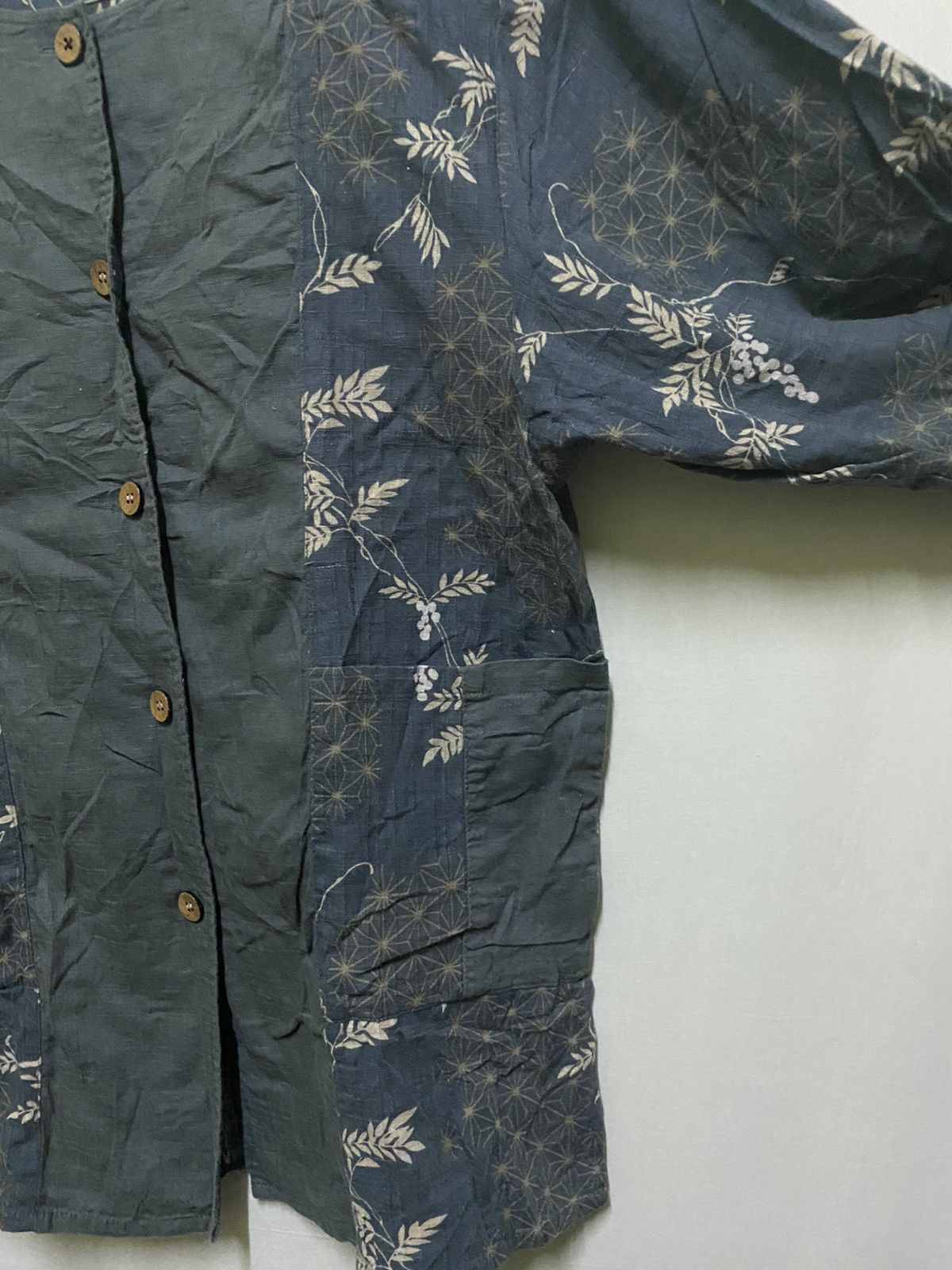 Japanese Brand Indigo Kimono Printed Button Size US M / EU 48-50 / 2 - 4 Thumbnail