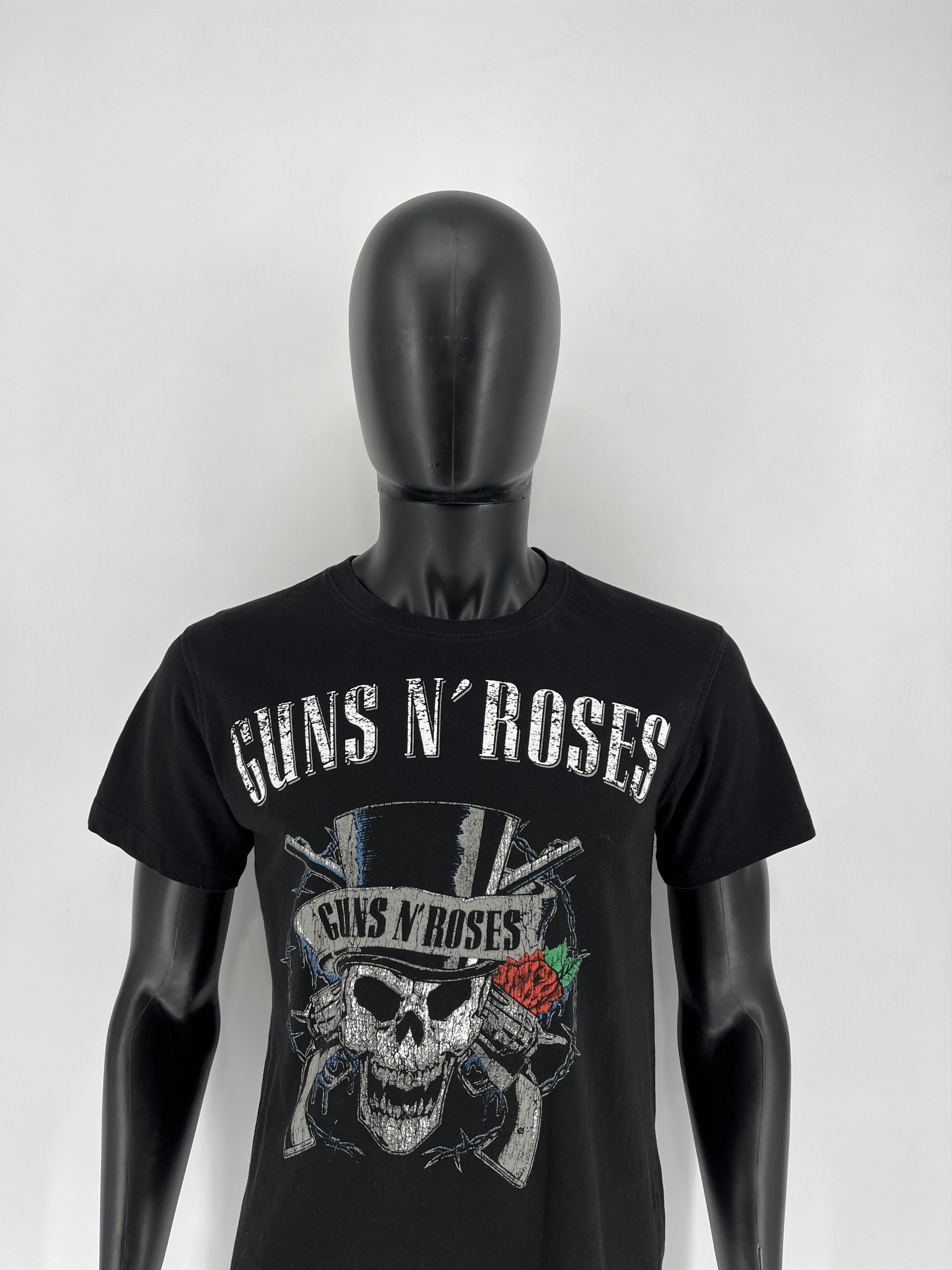 Band Tees × Vintage Vintage Y2K Guns And Roses Tee Band Rock Metal Streetwear Size US S / EU 44-46 / 1 - 1 Thumbnail