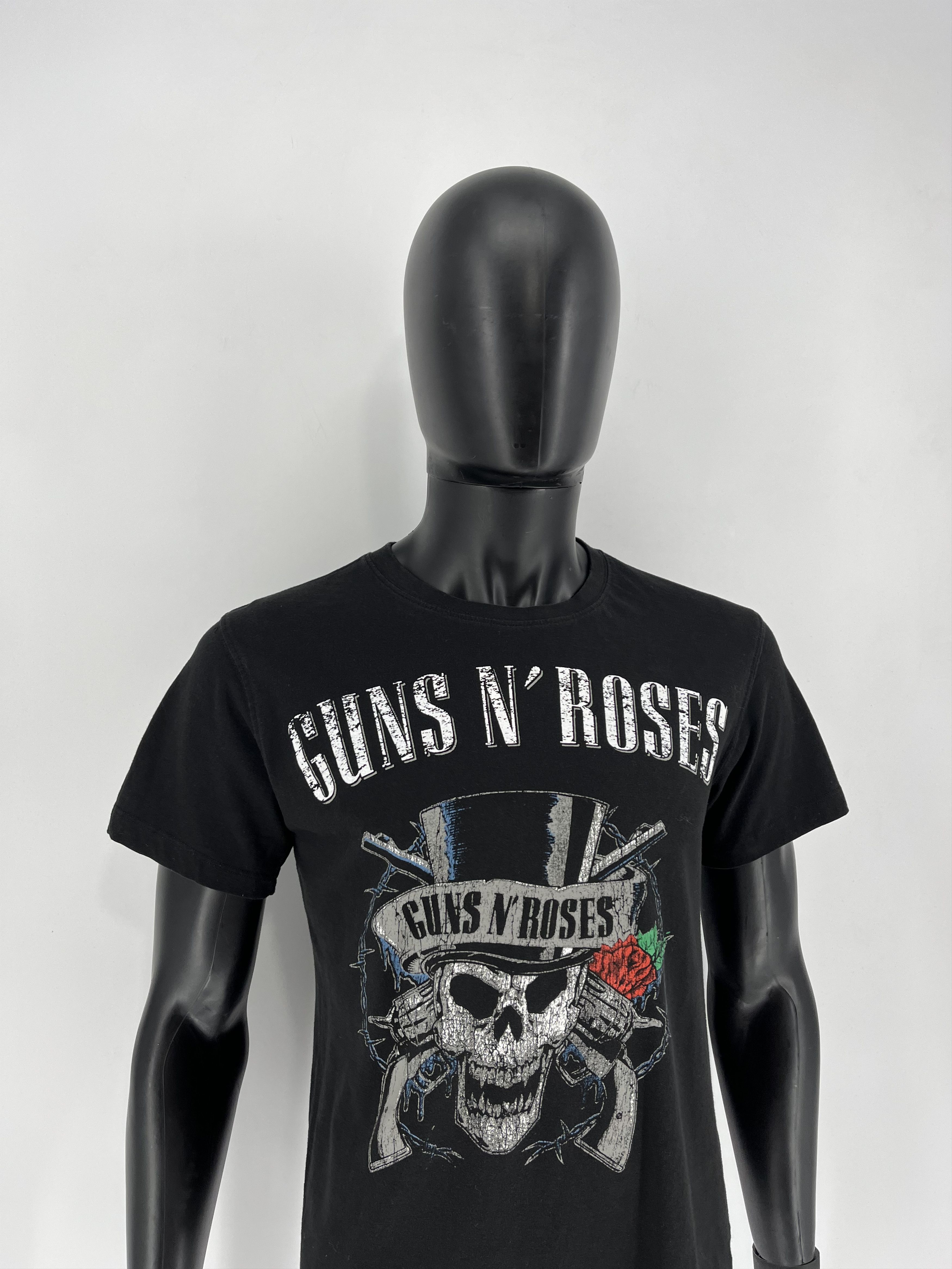 Band Tees × Vintage Vintage Y2K Guns And Roses Tee Band Rock Metal Streetwear Size US S / EU 44-46 / 1 - 3 Thumbnail