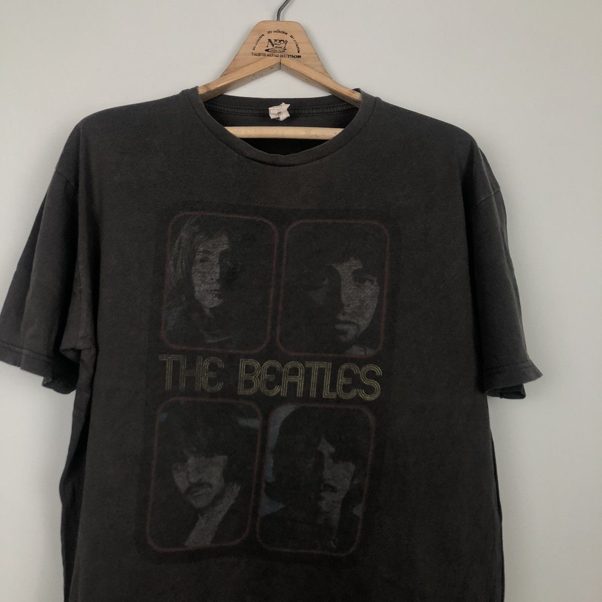 Band Tees Rock Band The Beatles Big Print Size US L / EU 52-54 / 3 - 2 Thumbnail