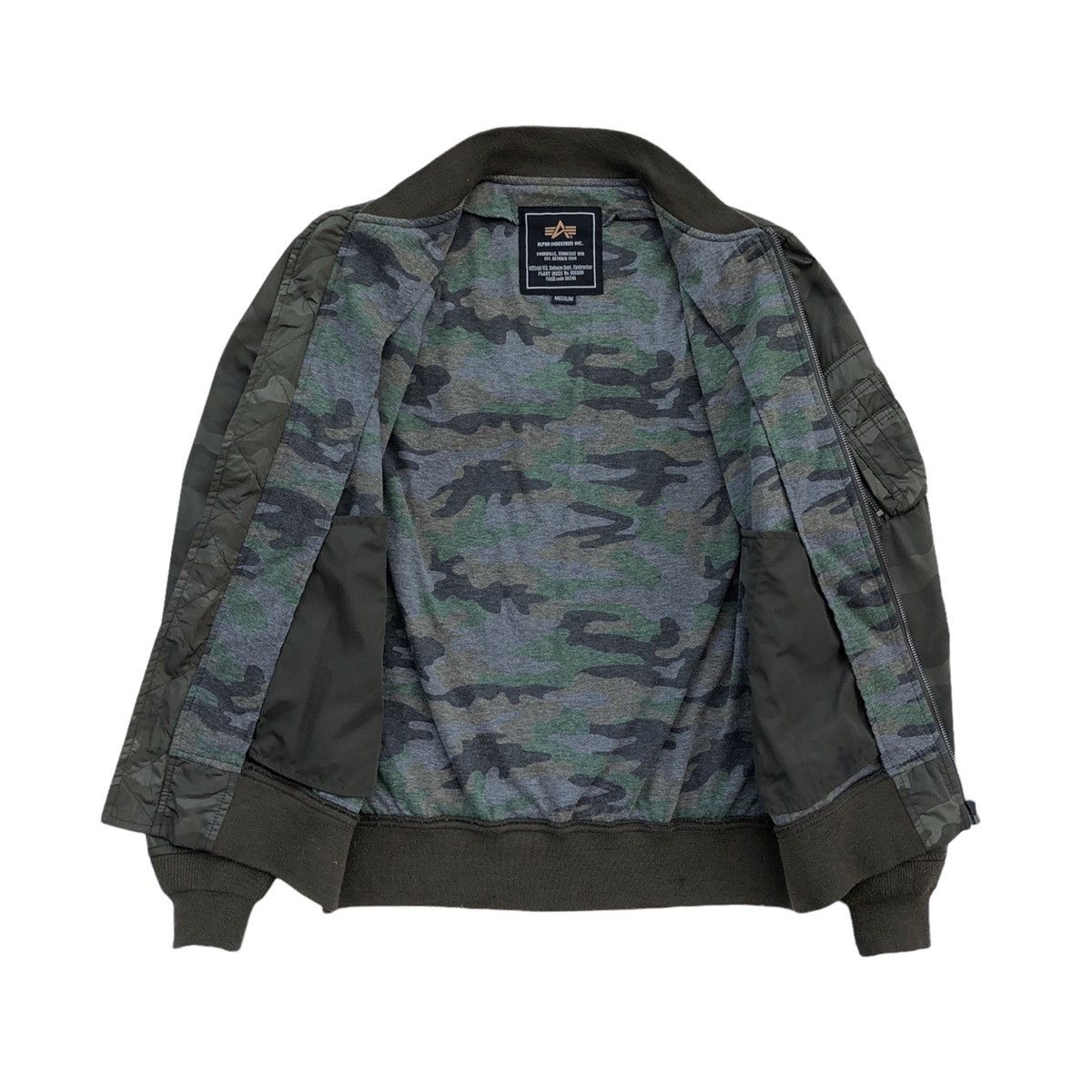 Alpha Industries Alpha Industries Ma-1 Camo Bomber Jacket Size US M / EU 48-50 / 2 - 9 Thumbnail