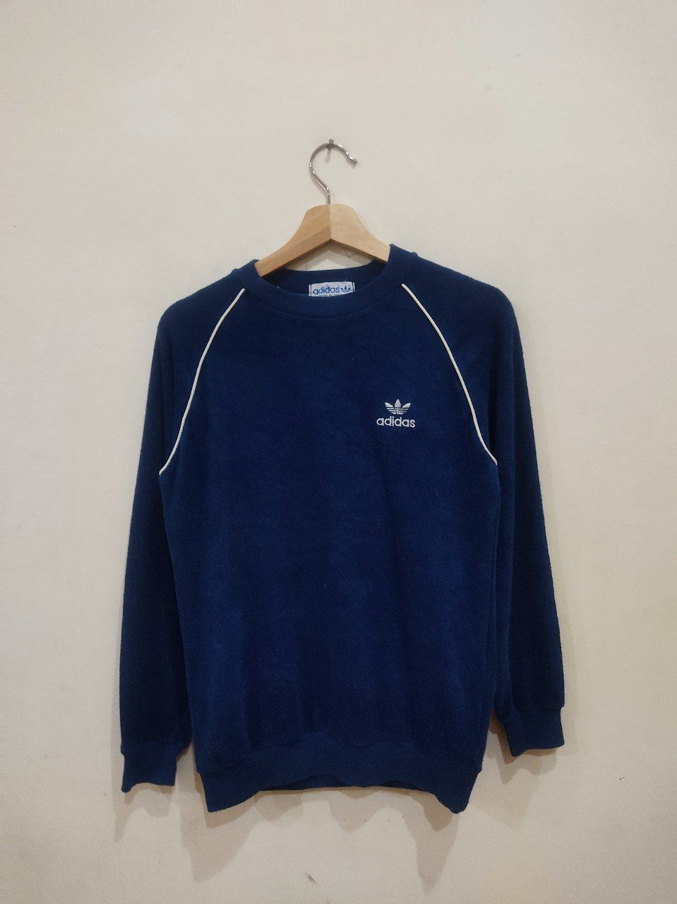 Adidas × Vintage Vintage Adidas Trifoil Blue Sweatshirt Size US M / EU 48-50 / 2 - 1 Thumbnail