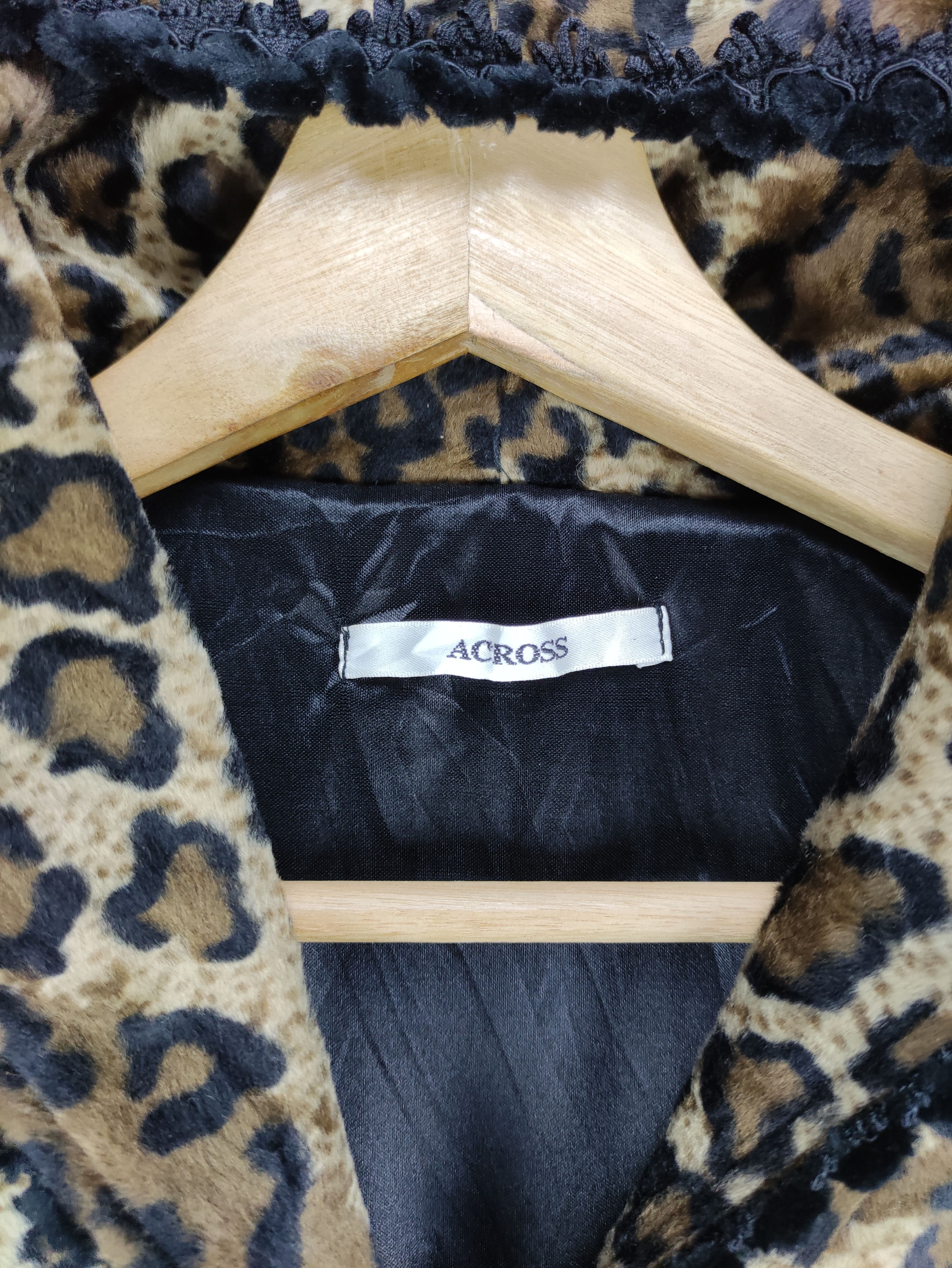 Japanese Brand Steals🔥Vintage Leopard Long Jacket Hooded Size M / US 6-8 / IT 42-44 - 3 Thumbnail