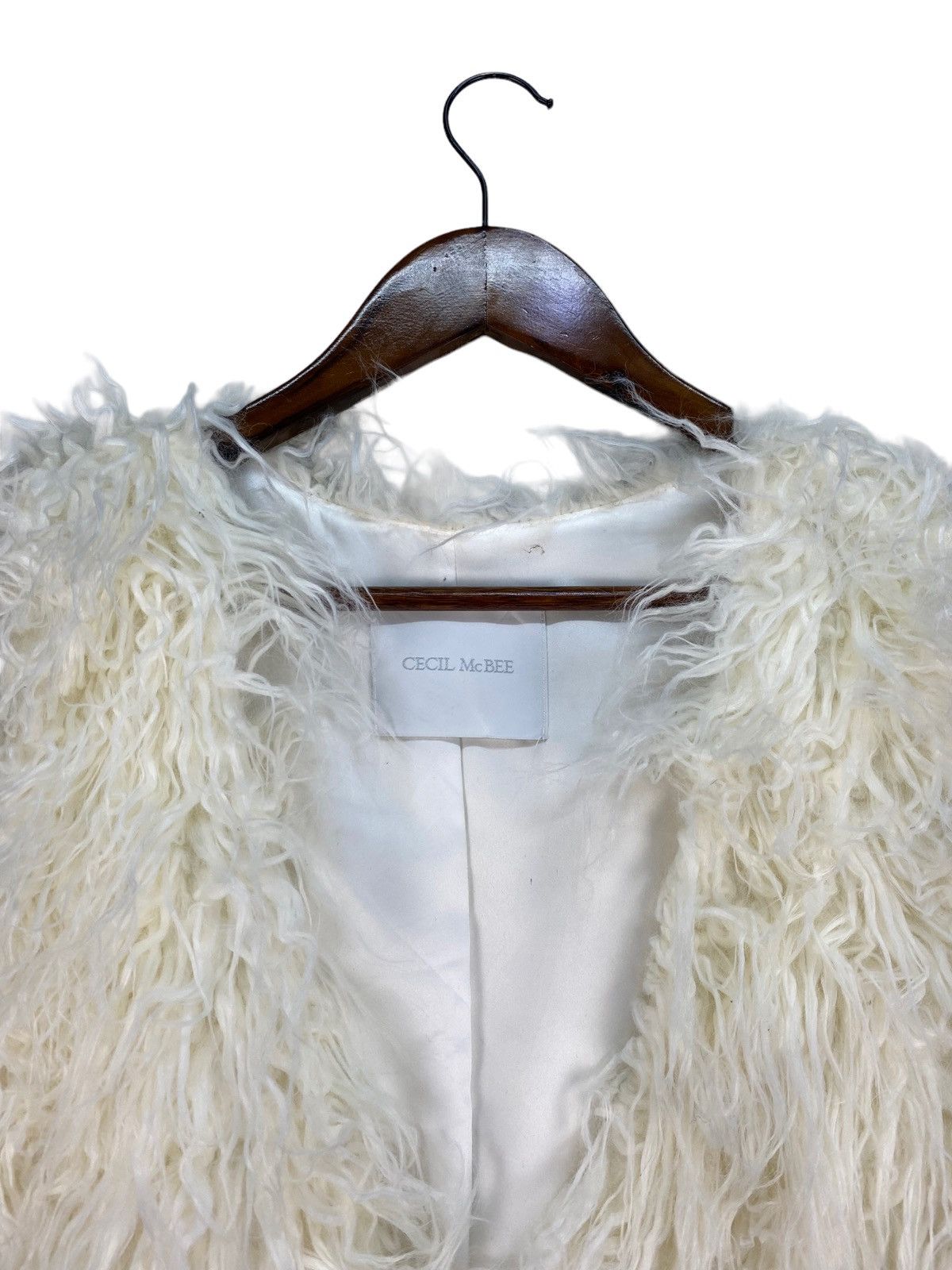 MR & MRS ITALY Cecil Mcbee Fur Vest Size S / US 4 / IT 40 - 3 Thumbnail