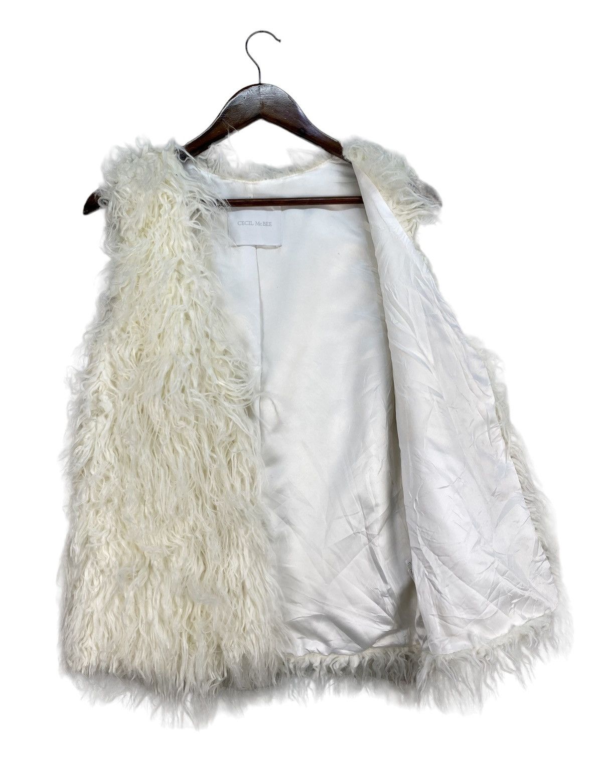 MR & MRS ITALY Cecil Mcbee Fur Vest Size S / US 4 / IT 40 - 2 Thumbnail