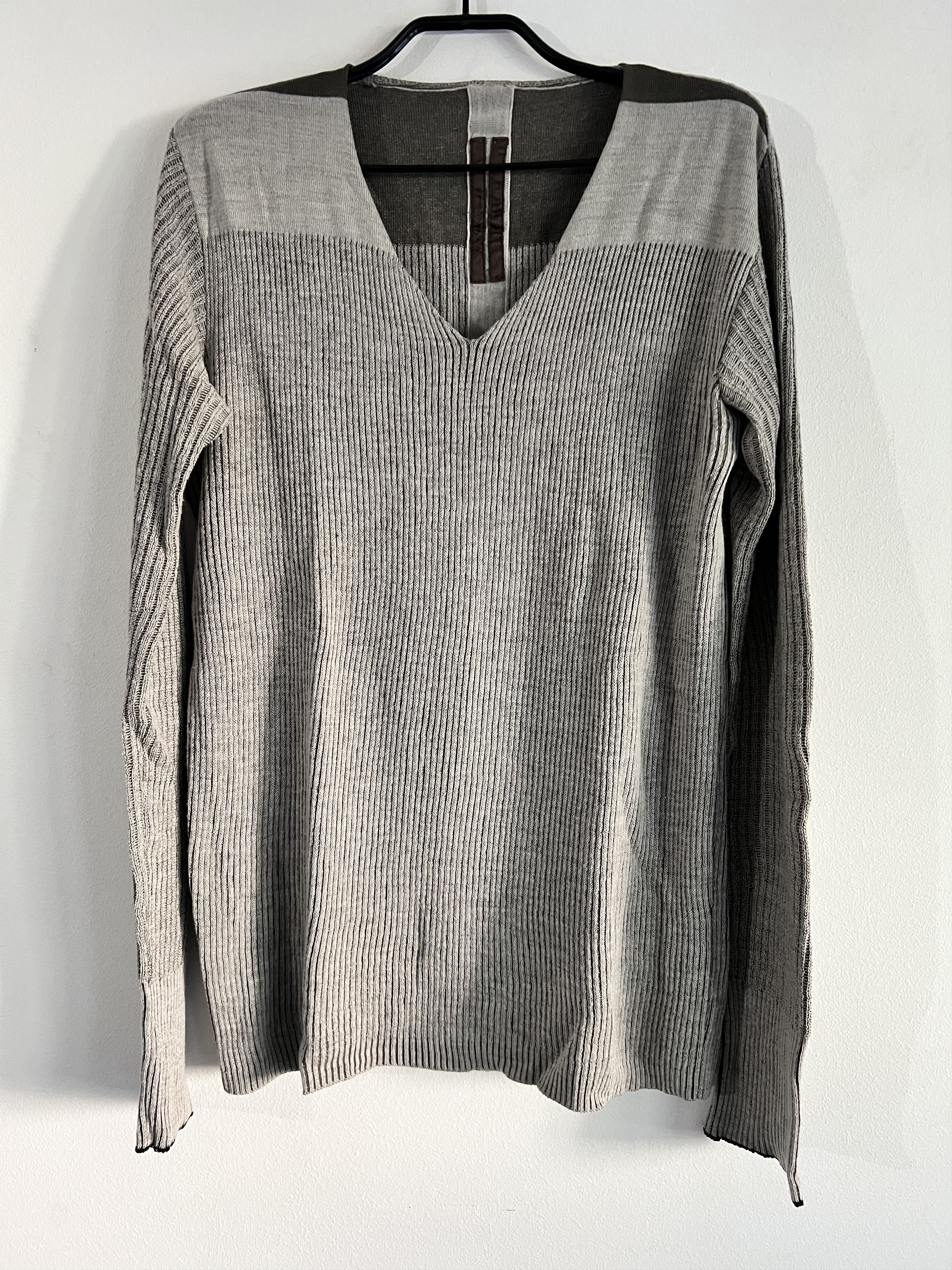 image of V Neck Knit By Rick Owens in Grey, Men's (Size Large)