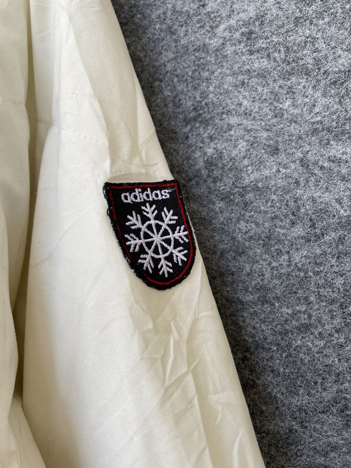 Adidas ADIDAS TRIFOIL LONG QUILTED JACKET Size US L / EU 52-54 / 3 - 10 Thumbnail