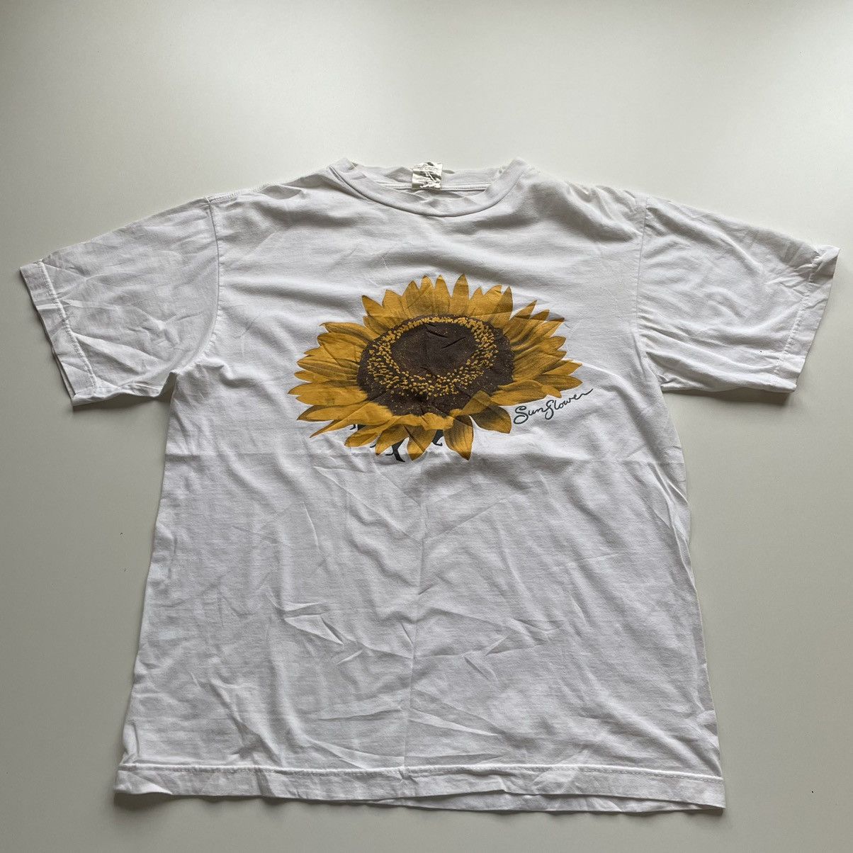 image of Vintage 90's Sunflower Art Graphic T Shirt Single Stitched in White, Men's (Size XL)