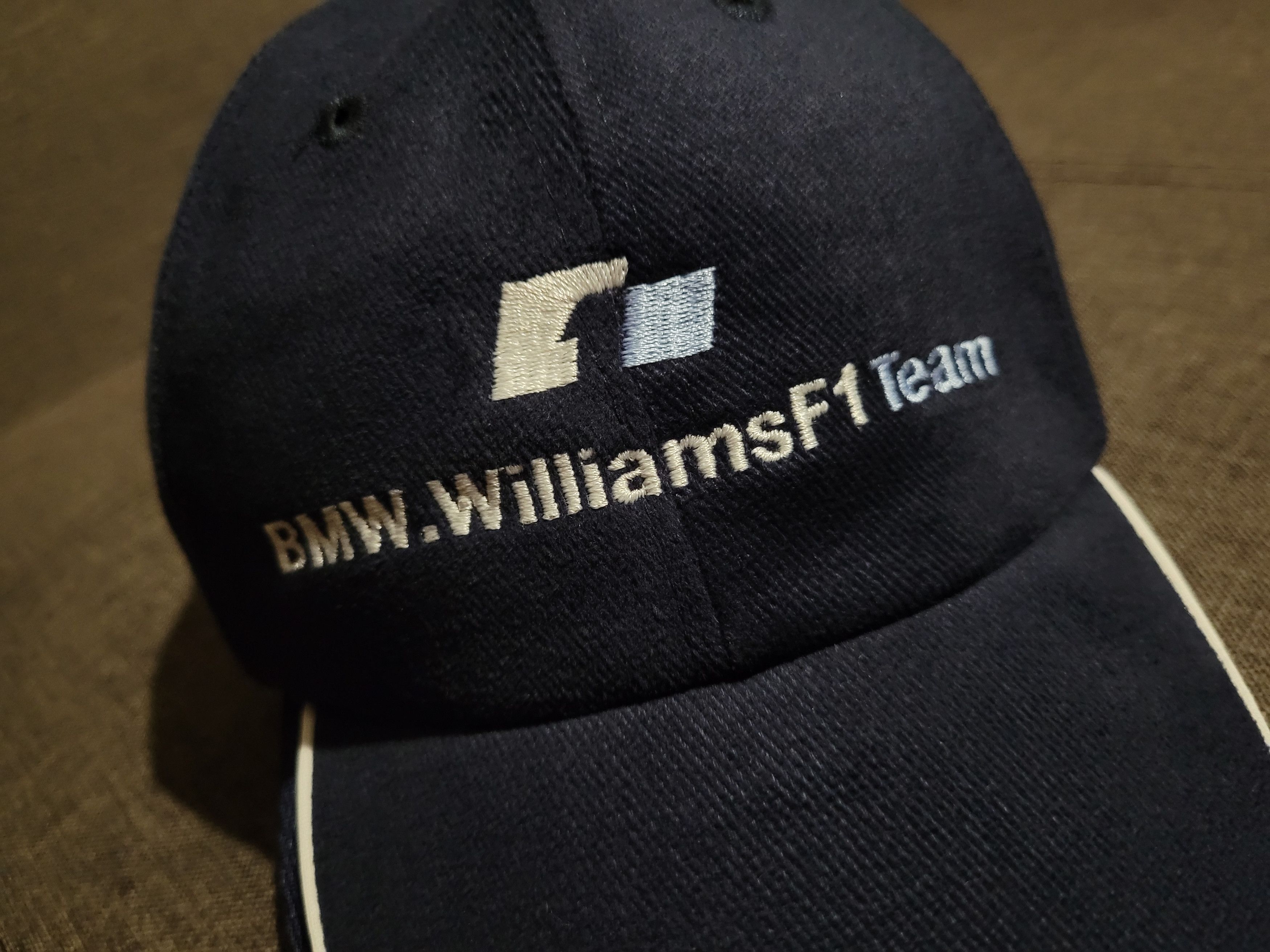 Formula 1 Vintage BMW Williams F1 Team 2001 cap hat Size ONE SIZE - 2 Thumbnail