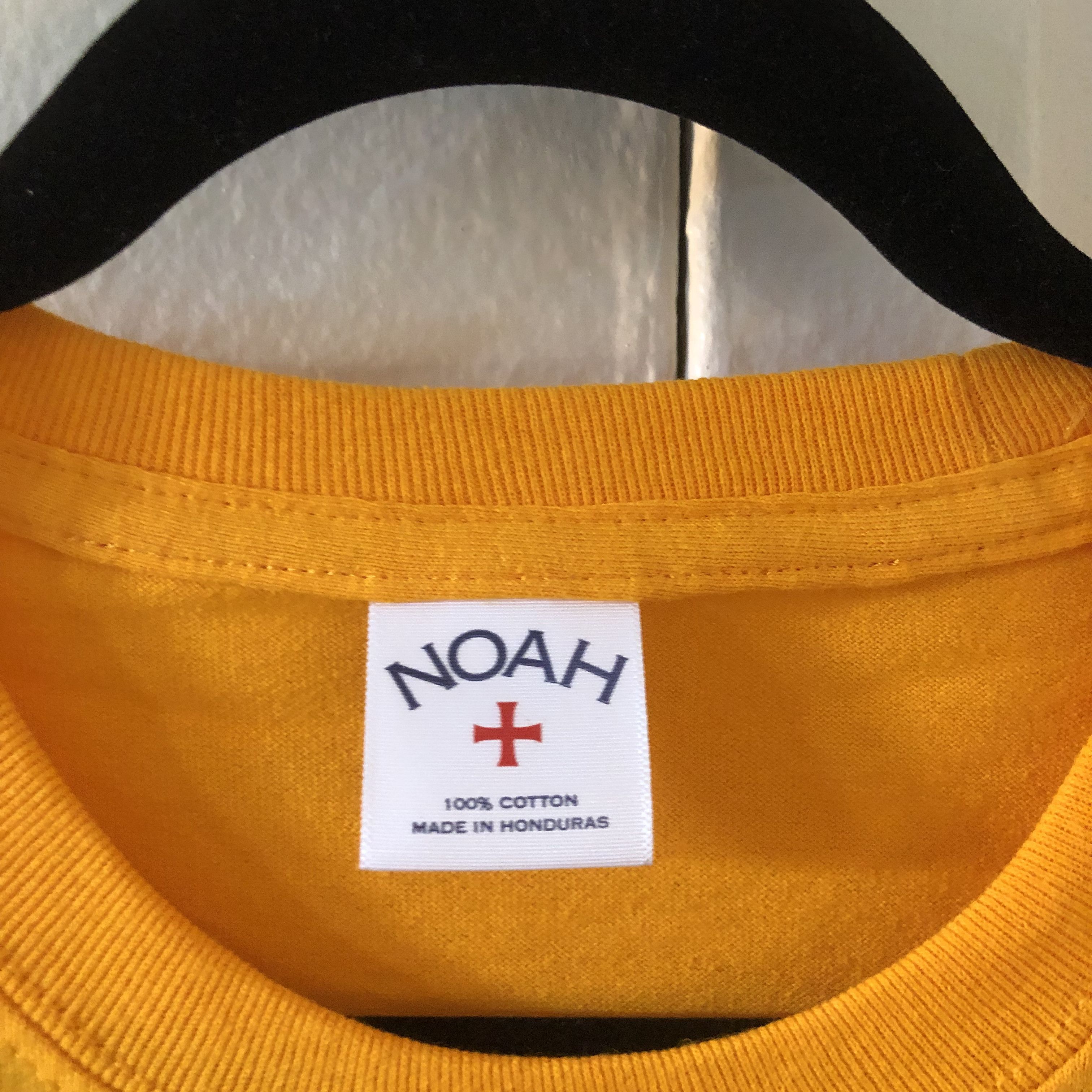 Noah Noah Embroidered Rose Logo Tee Size US L / EU 52-54 / 3 - 3 Thumbnail