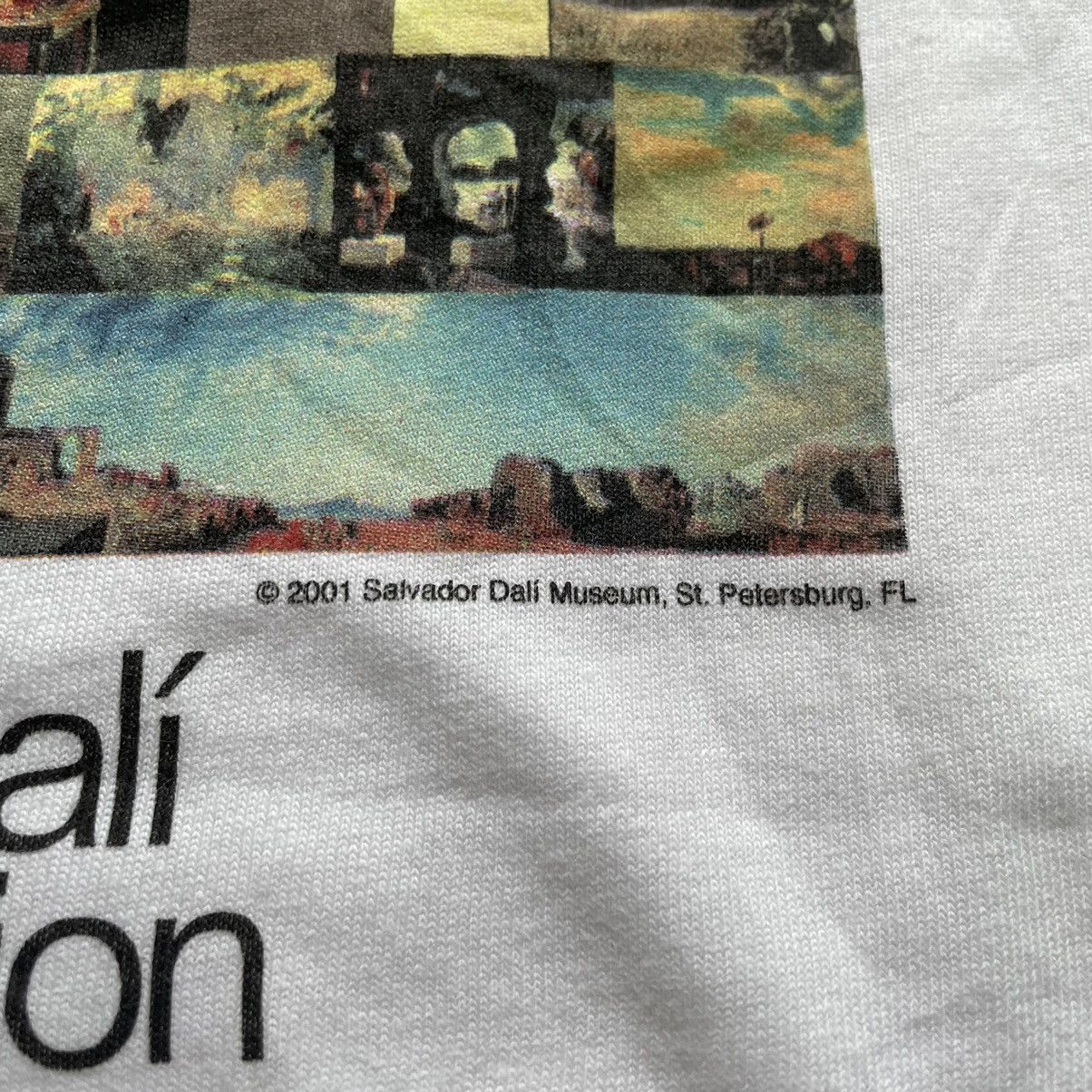 Vintage 2001 Salvador Dali Art Graphic T Shirt Medium Rare