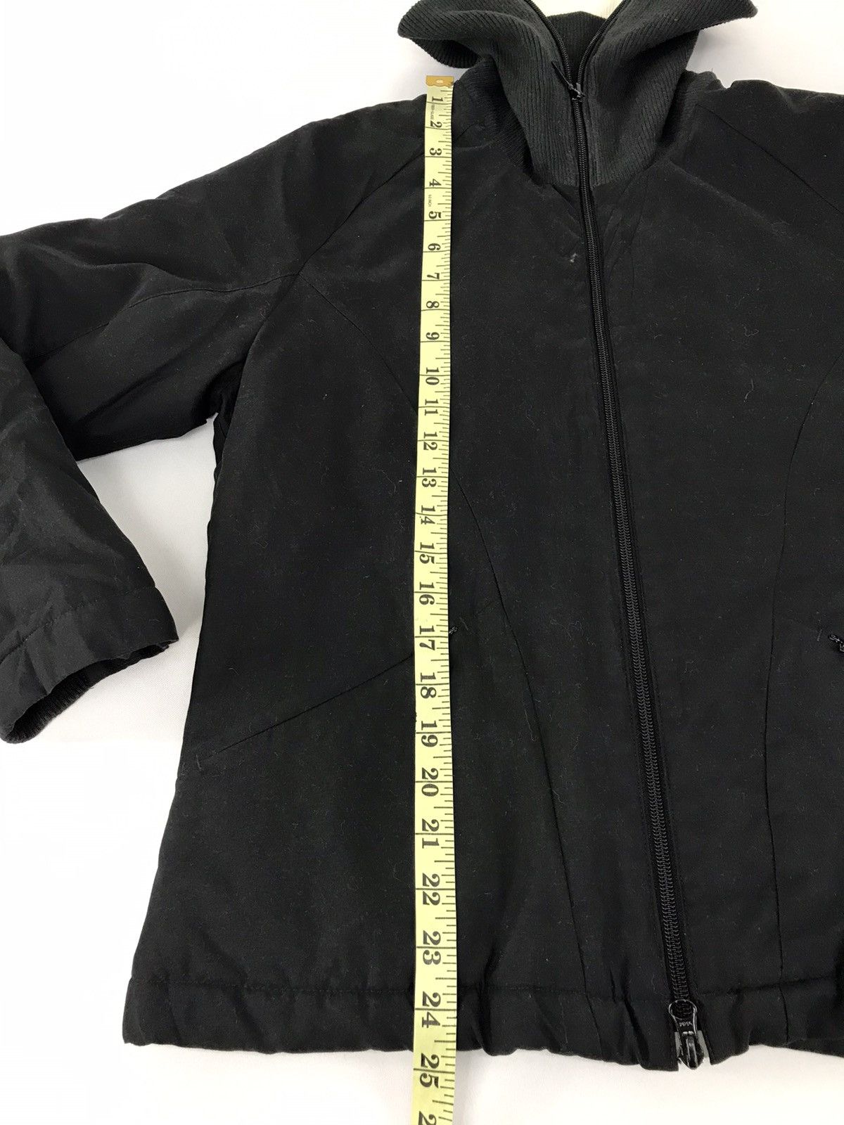 Adidas Vintage Adidas Quilted Jacket Fashion Classic Modern Plain Size M / US 6-8 / IT 42-44 - 12 Thumbnail