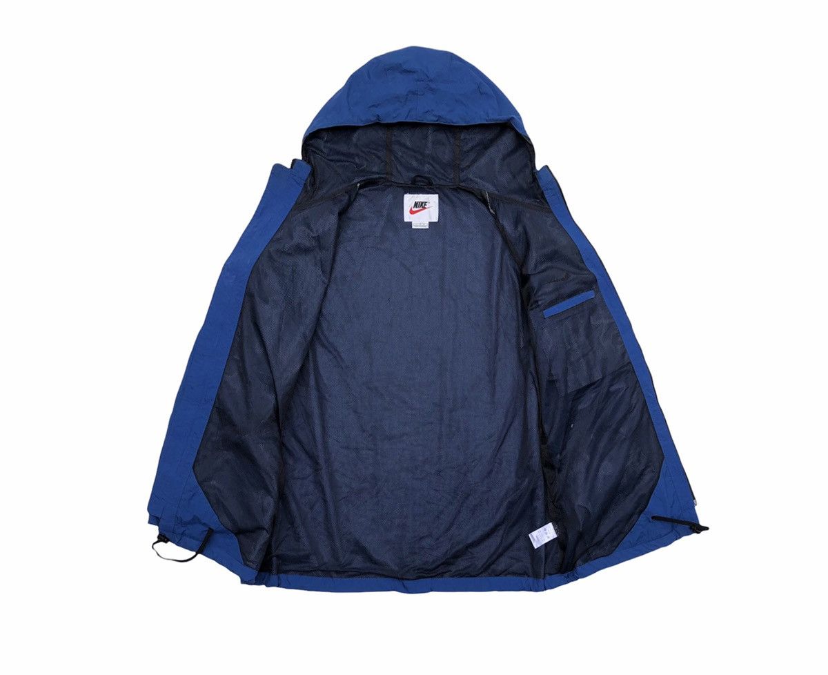 Nike Vintage 90s Nike swoosh Windbreaker Jacket Size US L / EU 52-54 / 3 - 8 Thumbnail