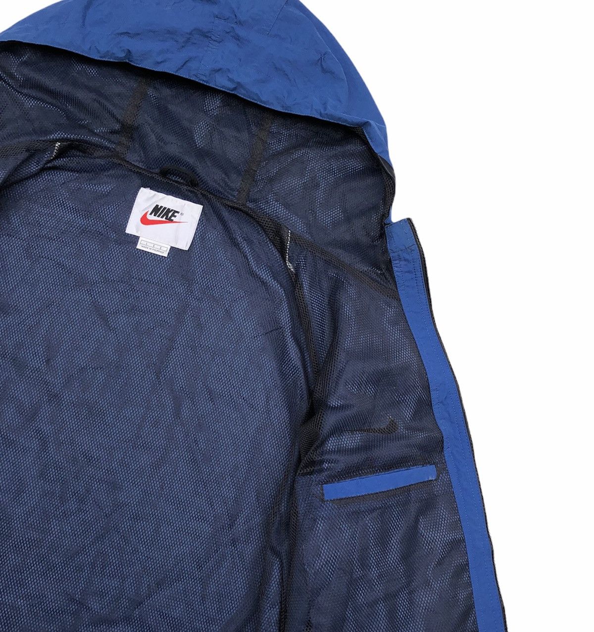 Nike Vintage 90s Nike swoosh Windbreaker Jacket Size US L / EU 52-54 / 3 - 9 Thumbnail