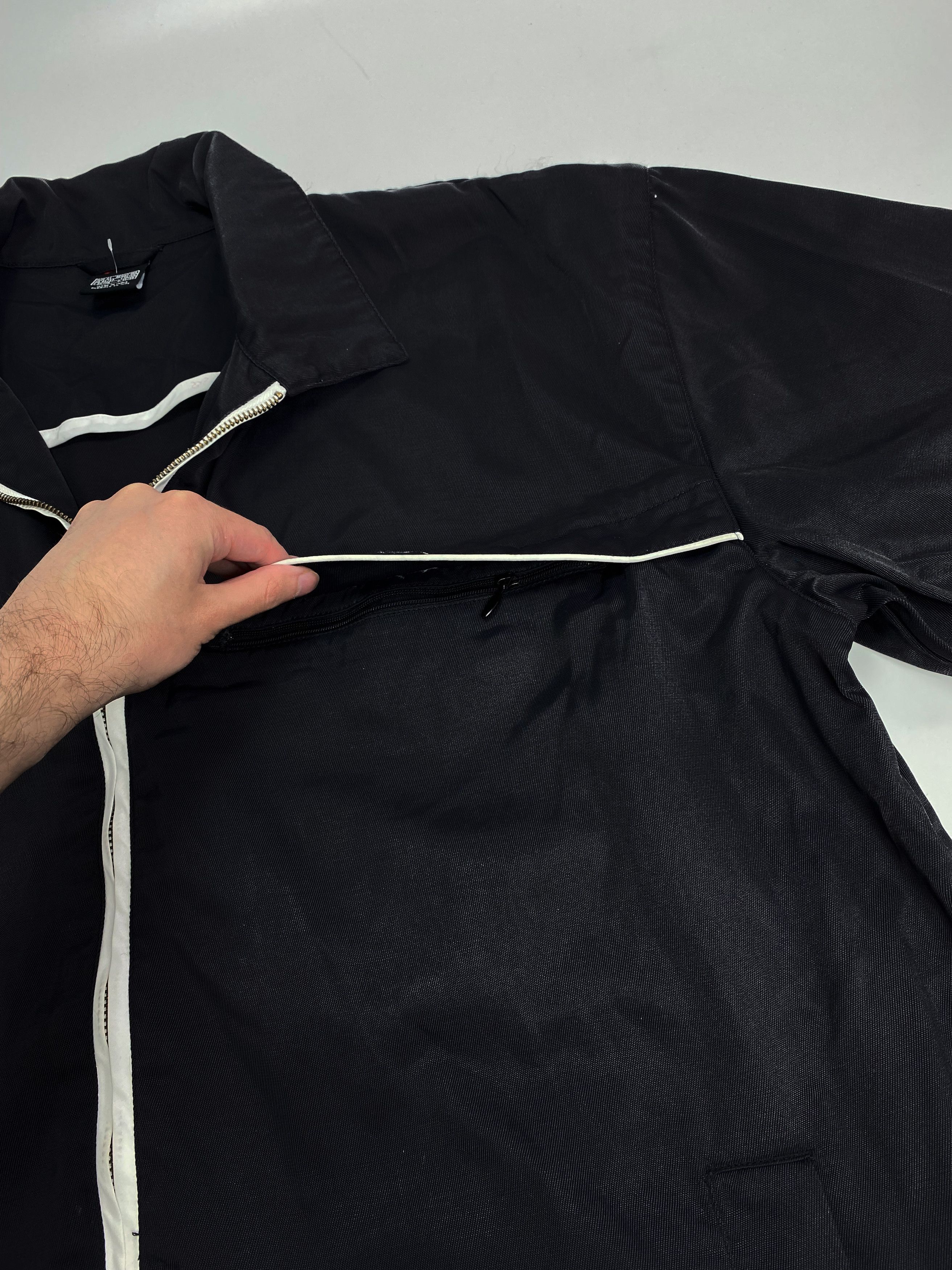 Nike × Vintage Nike 90s Vintage Full Zip Nylon Coach Jacket Size US XL / EU 56 / 4 - 4 Thumbnail