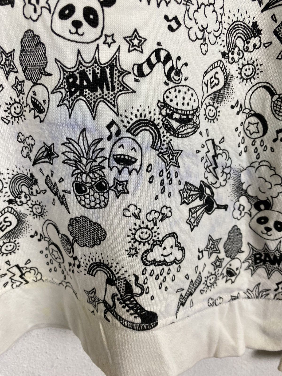 Forever 21 FULL PRINT SWEATER by FOREVER 21 Size US S / EU 44-46 / 1 - 5 Thumbnail