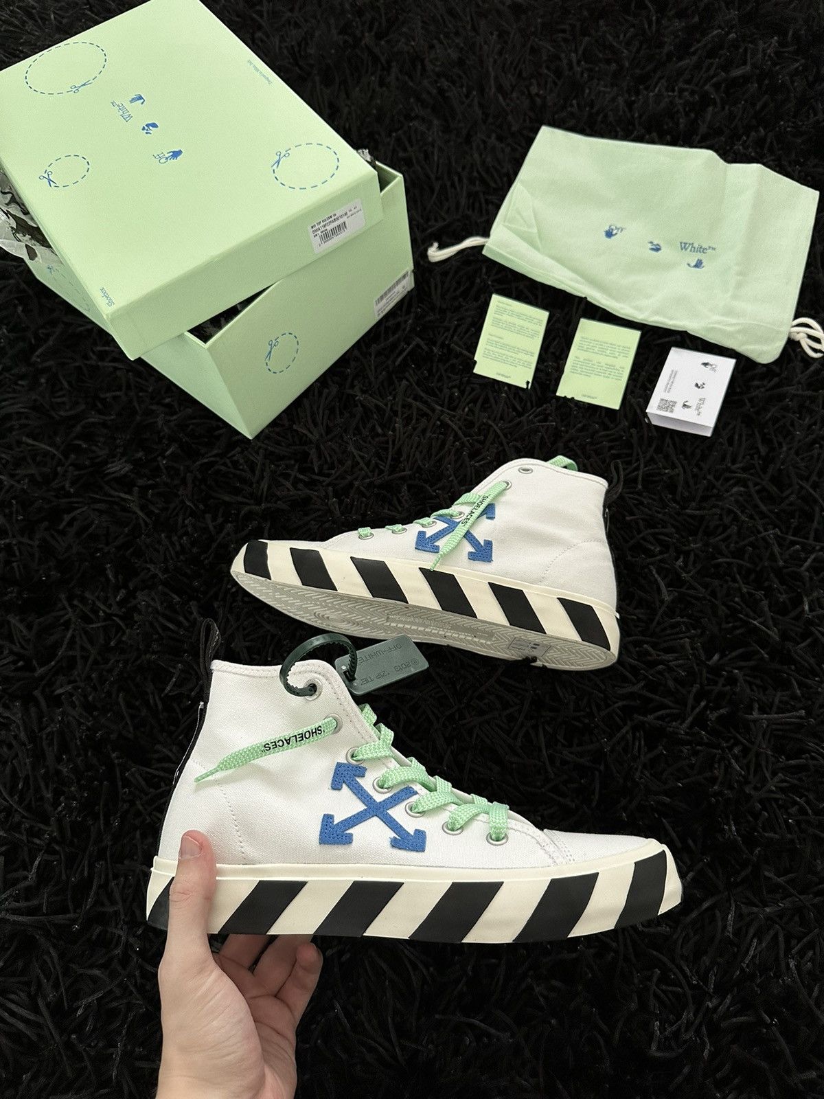 Off-White Off-White Sneakers Size US 9 / EU 42 - 1 Thumbnail