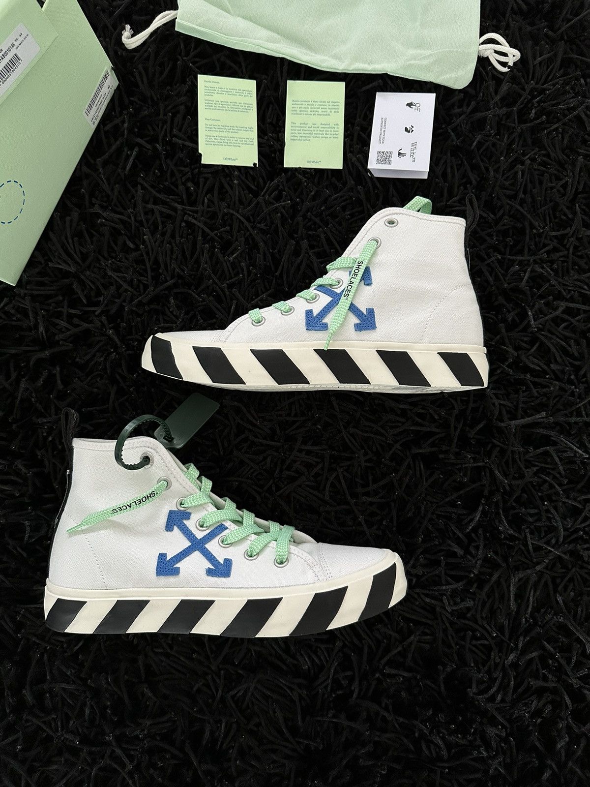 Off-White Off-White Sneakers Size US 9 / EU 42 - 2 Thumbnail