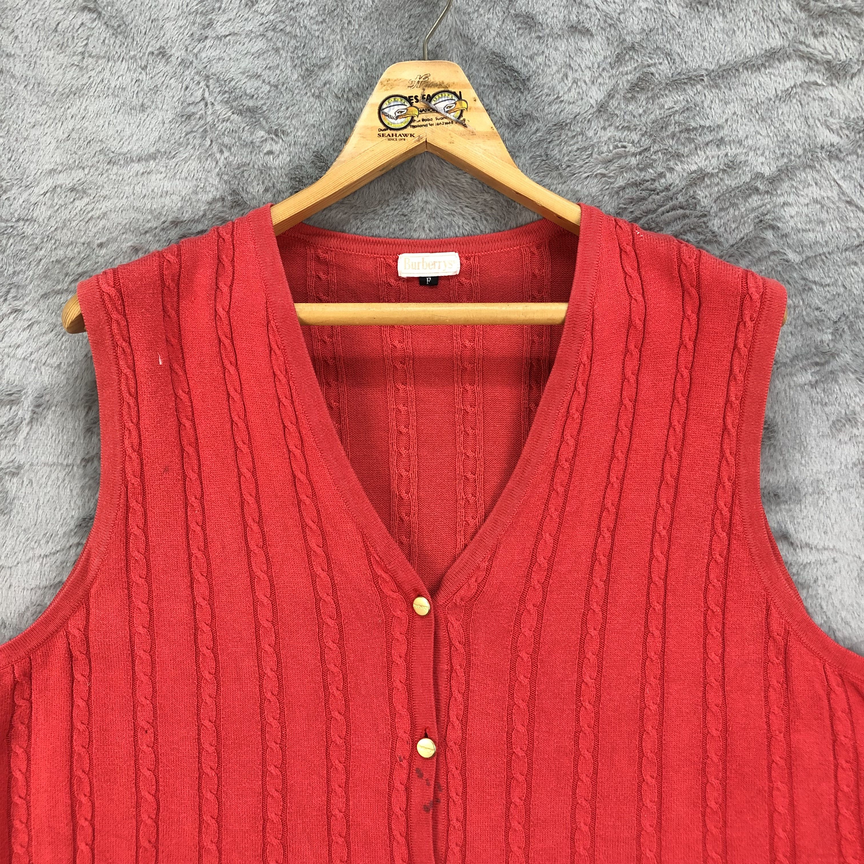Burberry Vintage Burberrys Red Knitted Vest #4480-155 Size M / US 6-8 / IT 42-44 - 2 Thumbnail
