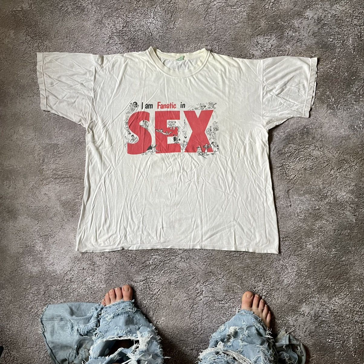 Hypebeast Vintage Y2K ADULT “I AM FANATIC IN SEX PORNO“ FUNNY BuyTee Size US XL / EU 56 / 4 - 1 Thumbnail