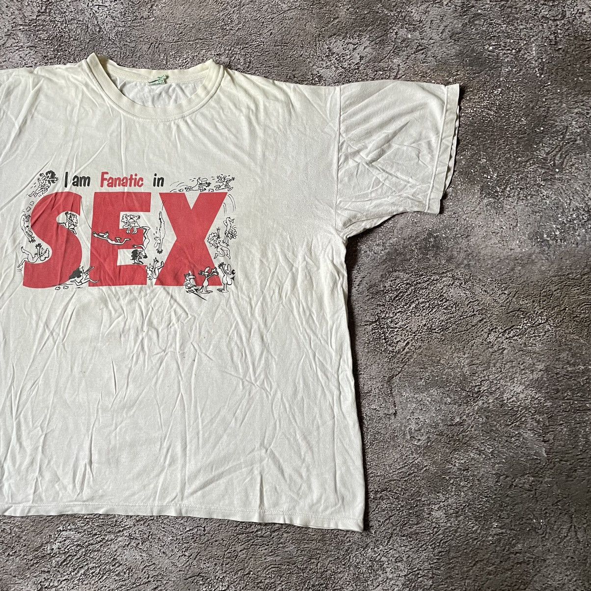 Hypebeast Vintage Y2K ADULT “I AM FANATIC IN SEX PORNO“ FUNNY BuyTee Size US XL / EU 56 / 4 - 3 Thumbnail