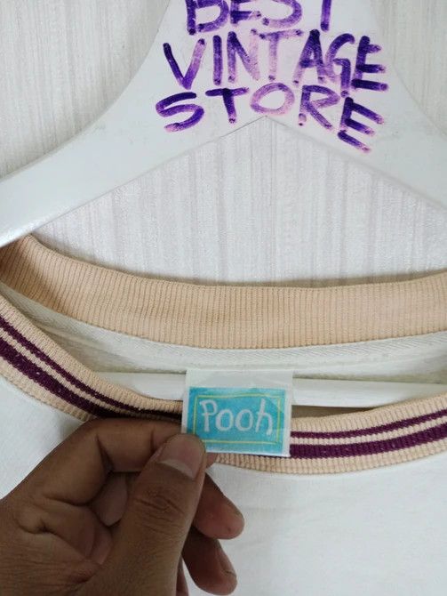 Cartoon Network Vintage 90s Winnie The Pooh Crewneck Embroidered Logo Size US M / EU 48-50 / 2 - 5 Thumbnail