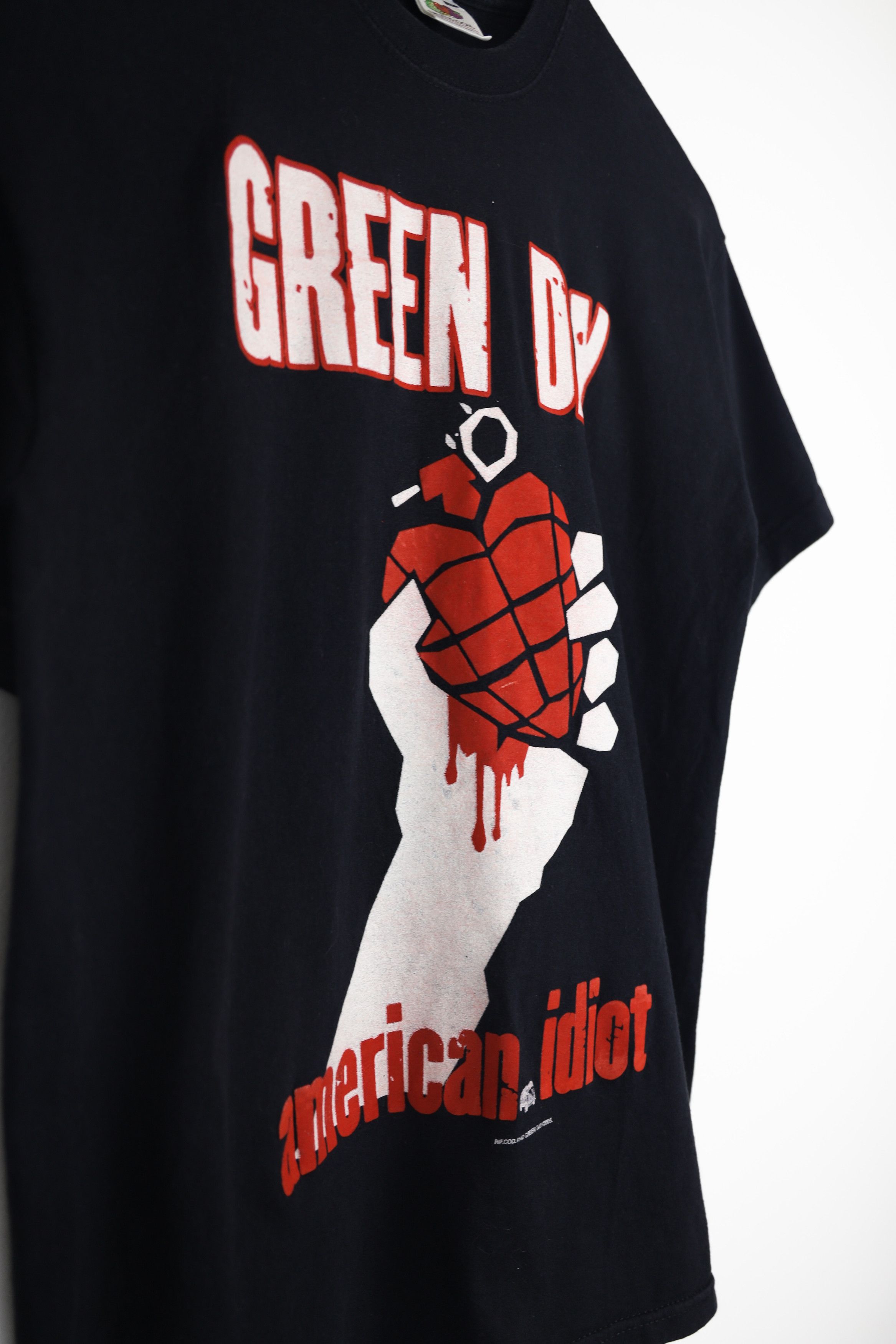 Band Tees × Vintage Vintage Green Day American Idiot Band Graphic Tee T-shirt Size US S / EU 44-46 / 1 - 4 Thumbnail