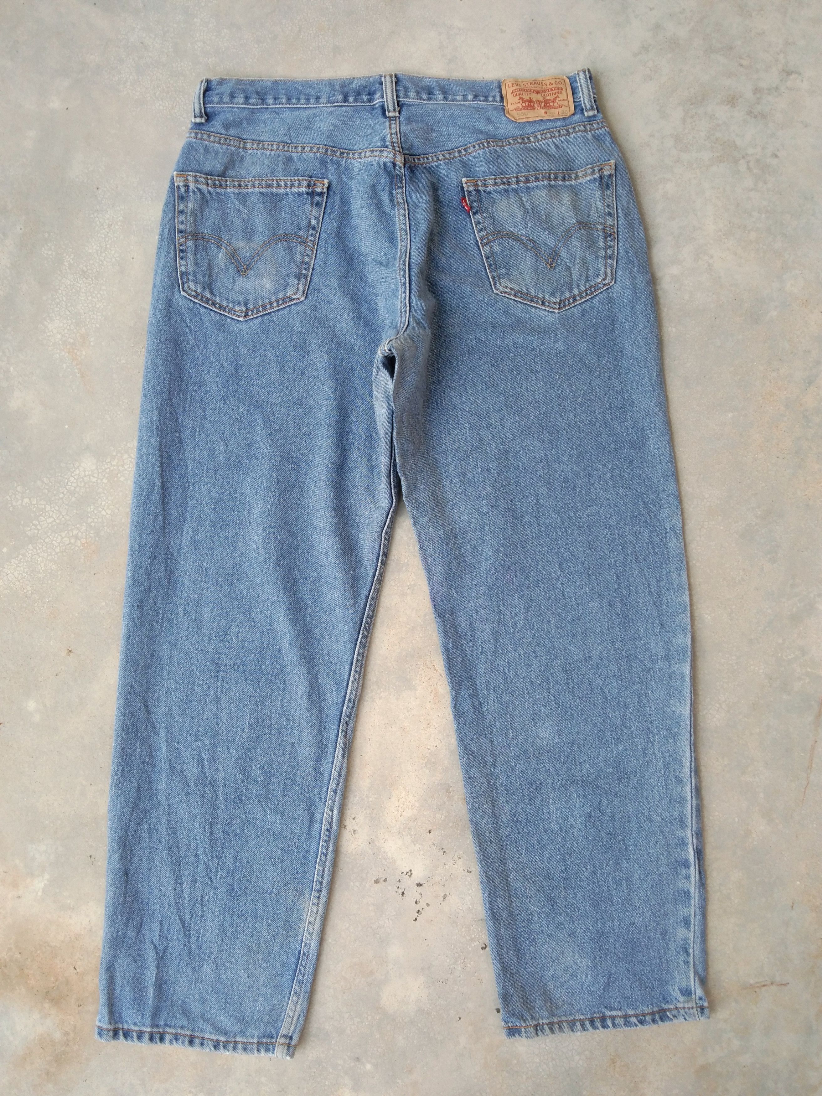 Levi's Vintage Levi's Jeans 550 Relaxed 36x30 Size US 36 / EU 52 - 2 Thumbnail