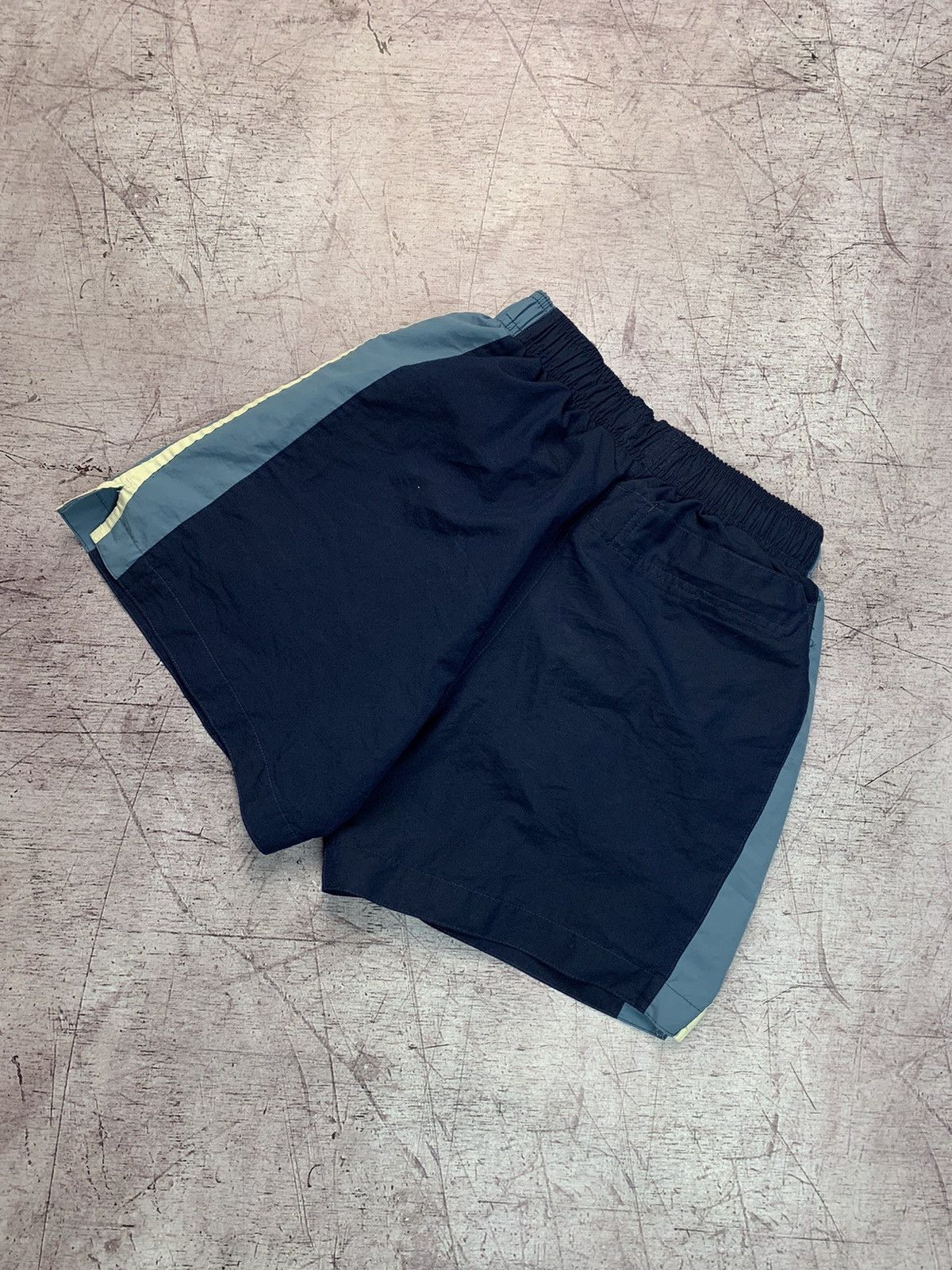 Nike Nike Vintage Y2K 90s Shorts Size US 30 / EU 46 - 7 Thumbnail