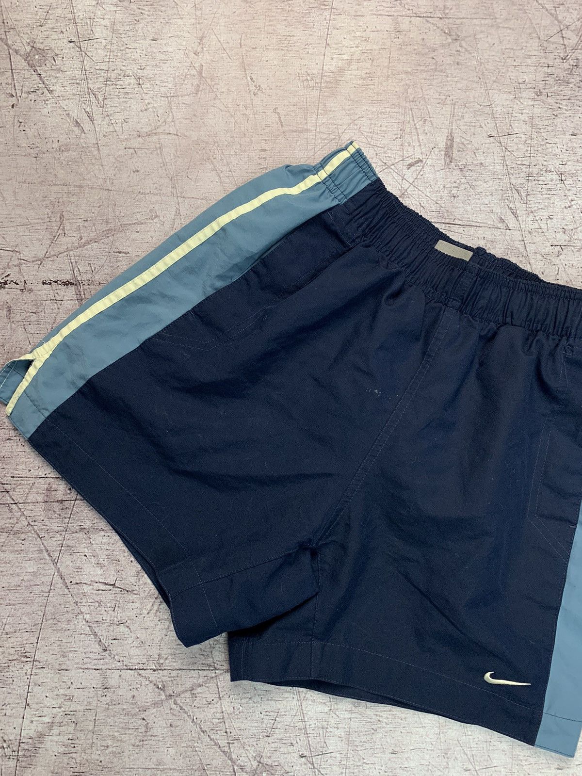 Nike Nike Vintage Y2K 90s Shorts Size US 30 / EU 46 - 3 Thumbnail