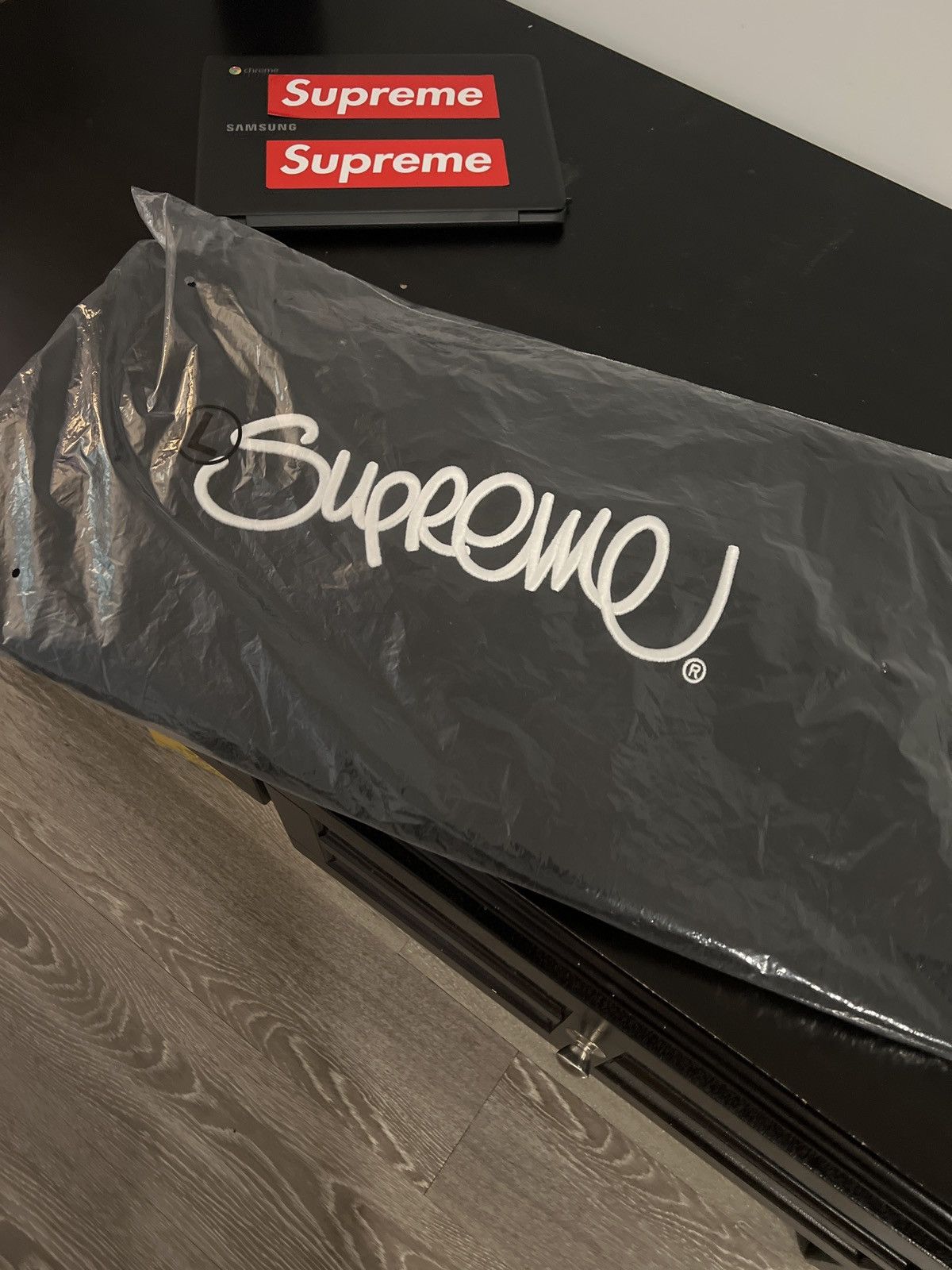 Supreme Supreme Raised Handstyle Hoodie Size US L / EU 52-54 / 3 - 2 Thumbnail