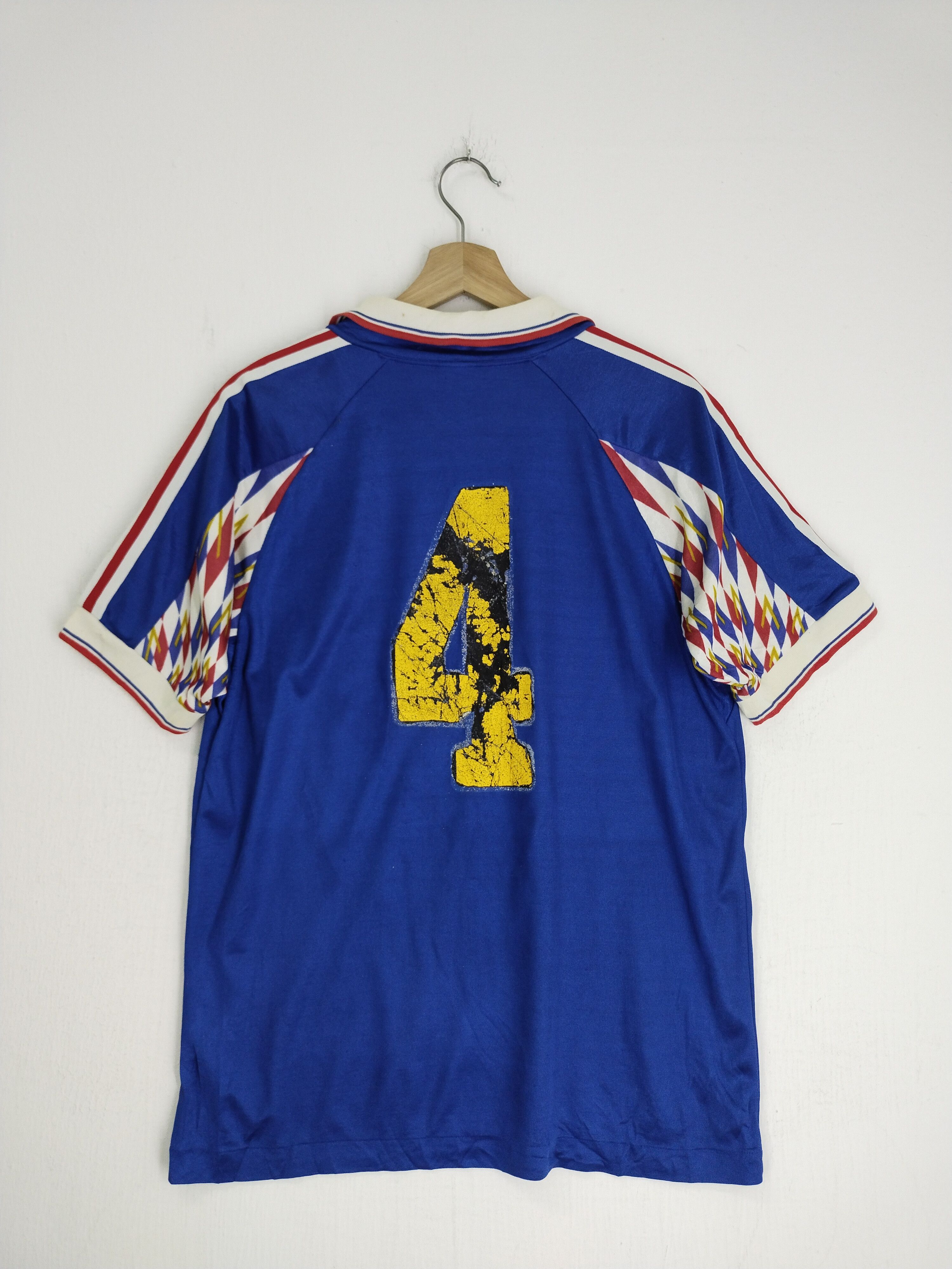 Japanese Brand VINTAGE NO 4 ADIDAS JERSEY NISSAN FC YOKOHAMA MARLOUS Size US M / EU 48-50 / 2 - 8 Thumbnail