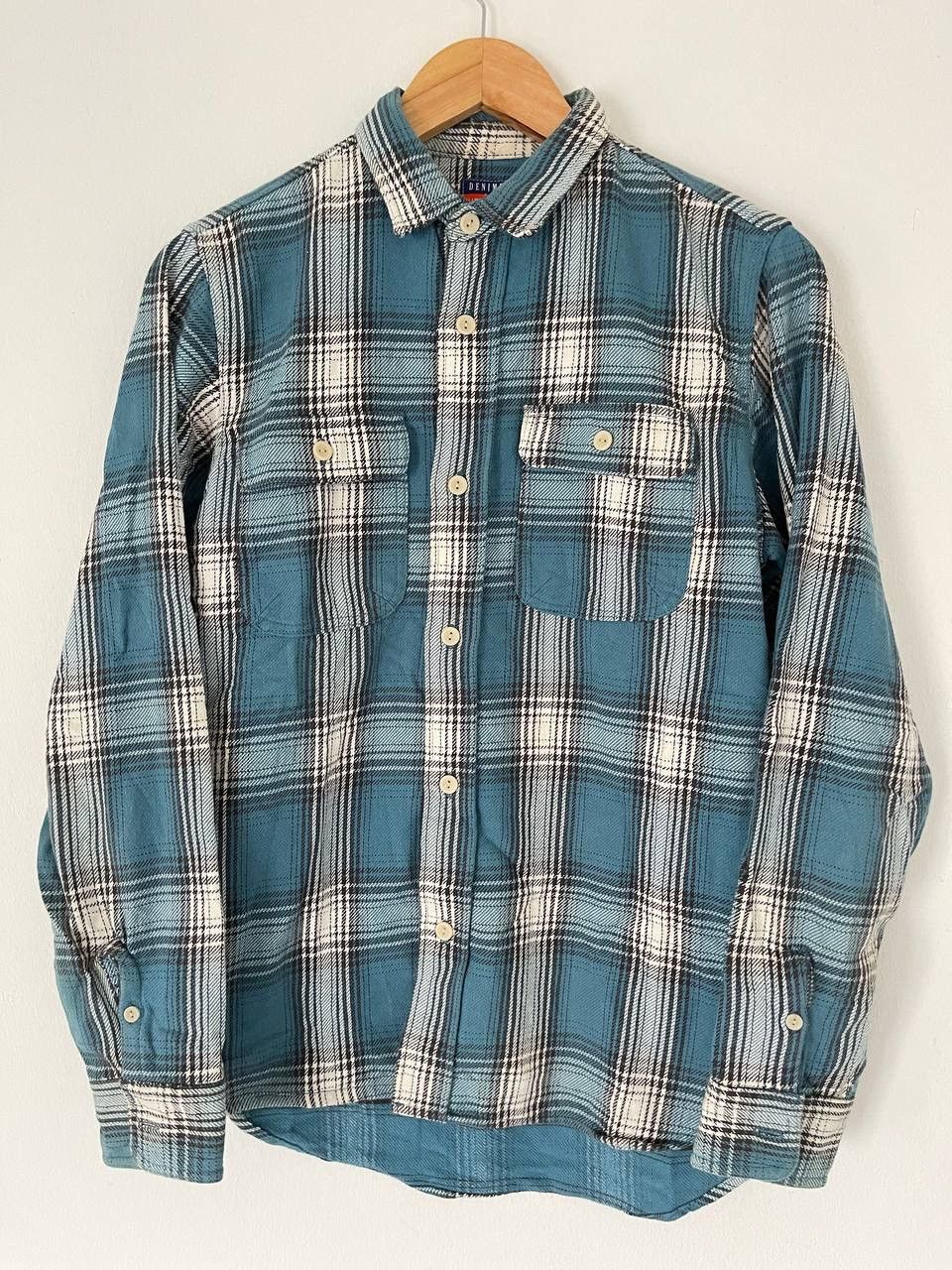 image of Denime Thick Cotton Double Pocket Checkered Shirt in Blue, Men's (Size Medium)