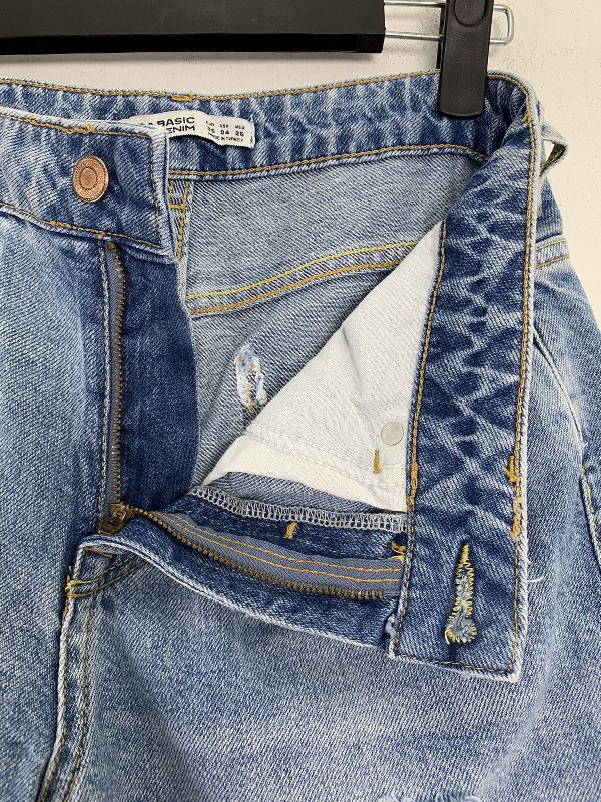 Japanese Brand Denim Distressed Design Japanese Branded Streetwear Vintage Size US 28 / EU 44 - 13 Thumbnail