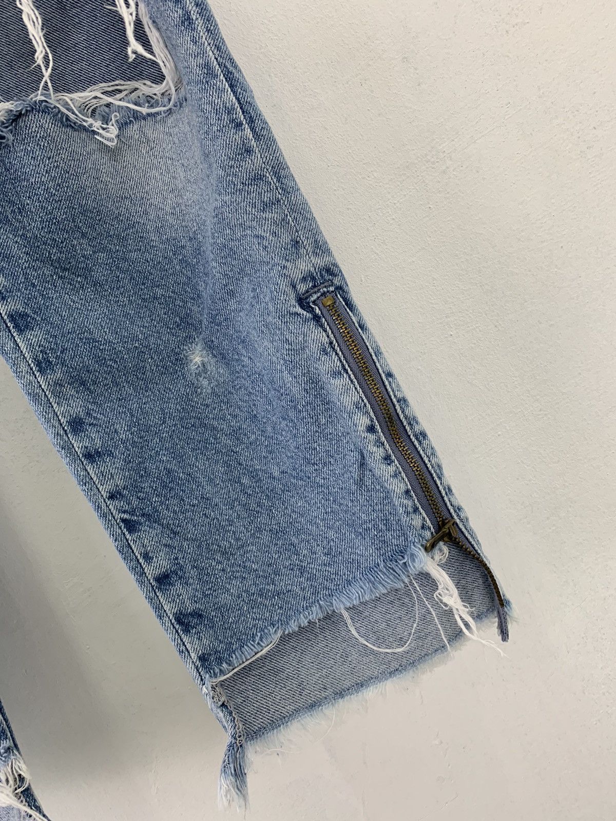 Japanese Brand Denim Distressed Design Japanese Branded Streetwear Vintage Size US 28 / EU 44 - 7 Thumbnail