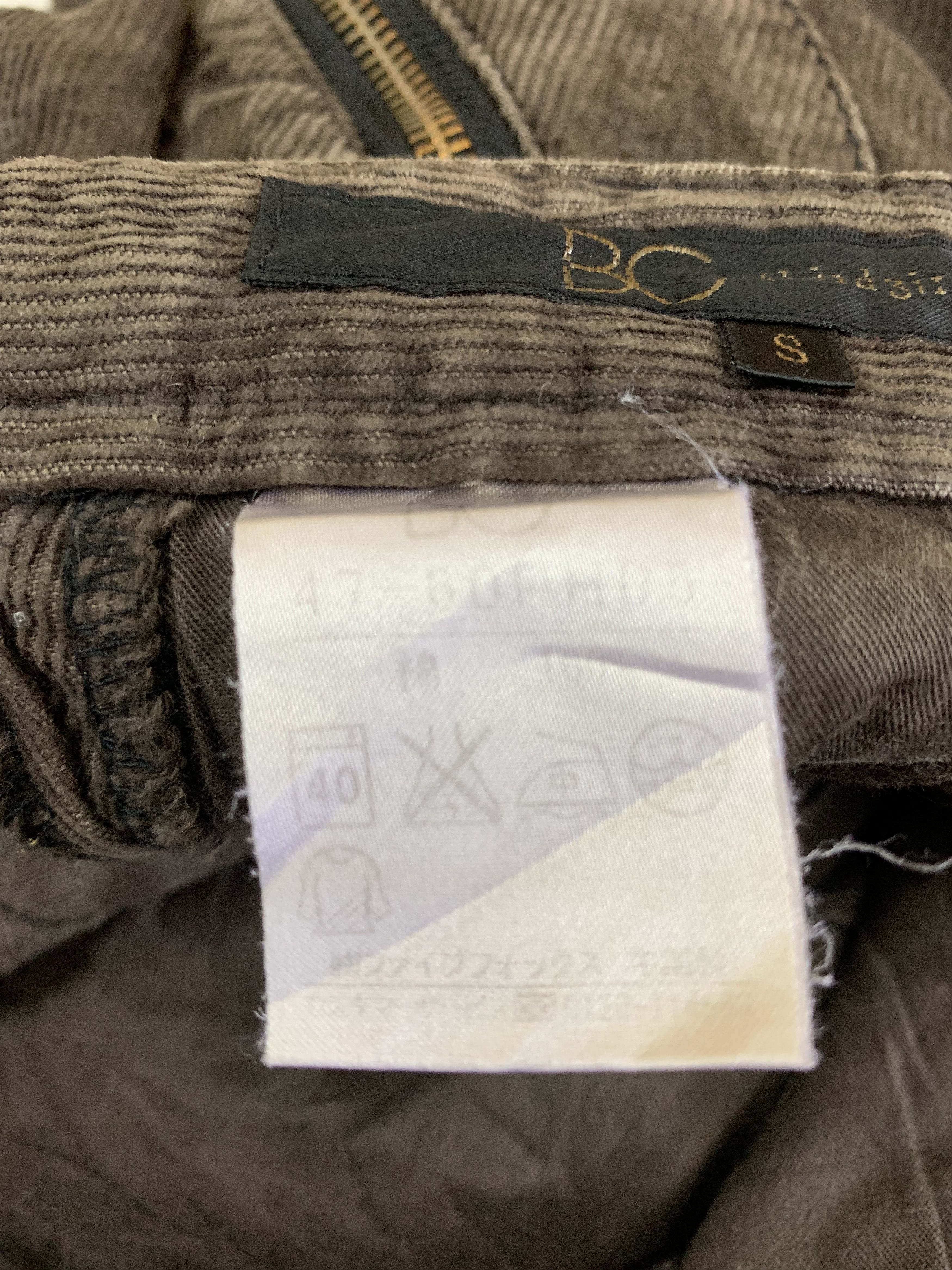 Japanese Brand Conduroy Pants Curve Style Japanese Branded Zipper Pocket Size US 31 - 15 Thumbnail