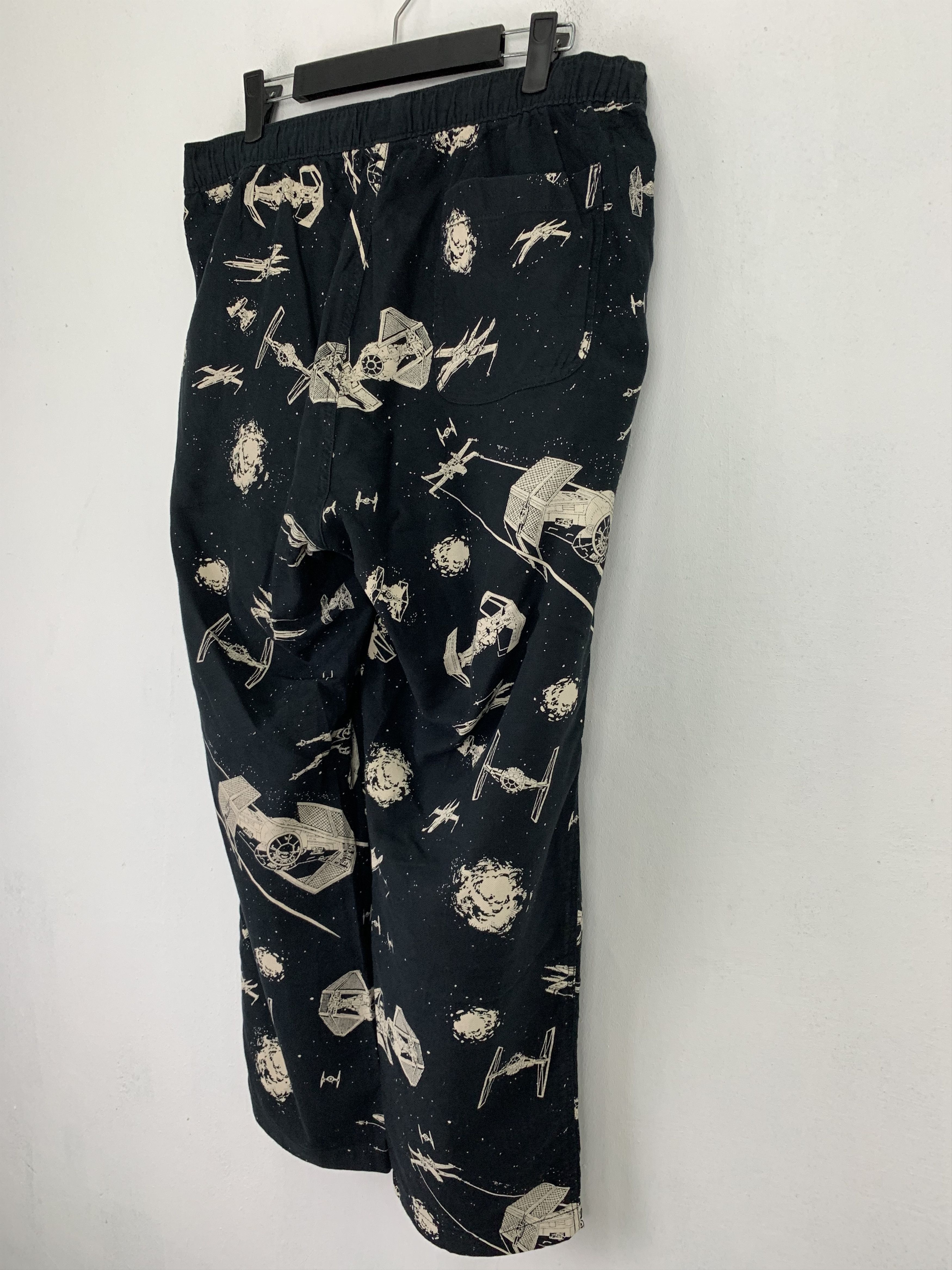 Japanese Brand 💥Sweatpants Star Wars Monogram Japan Brand Vtg Streetwear Size US 30 / EU 46 - 8 Thumbnail