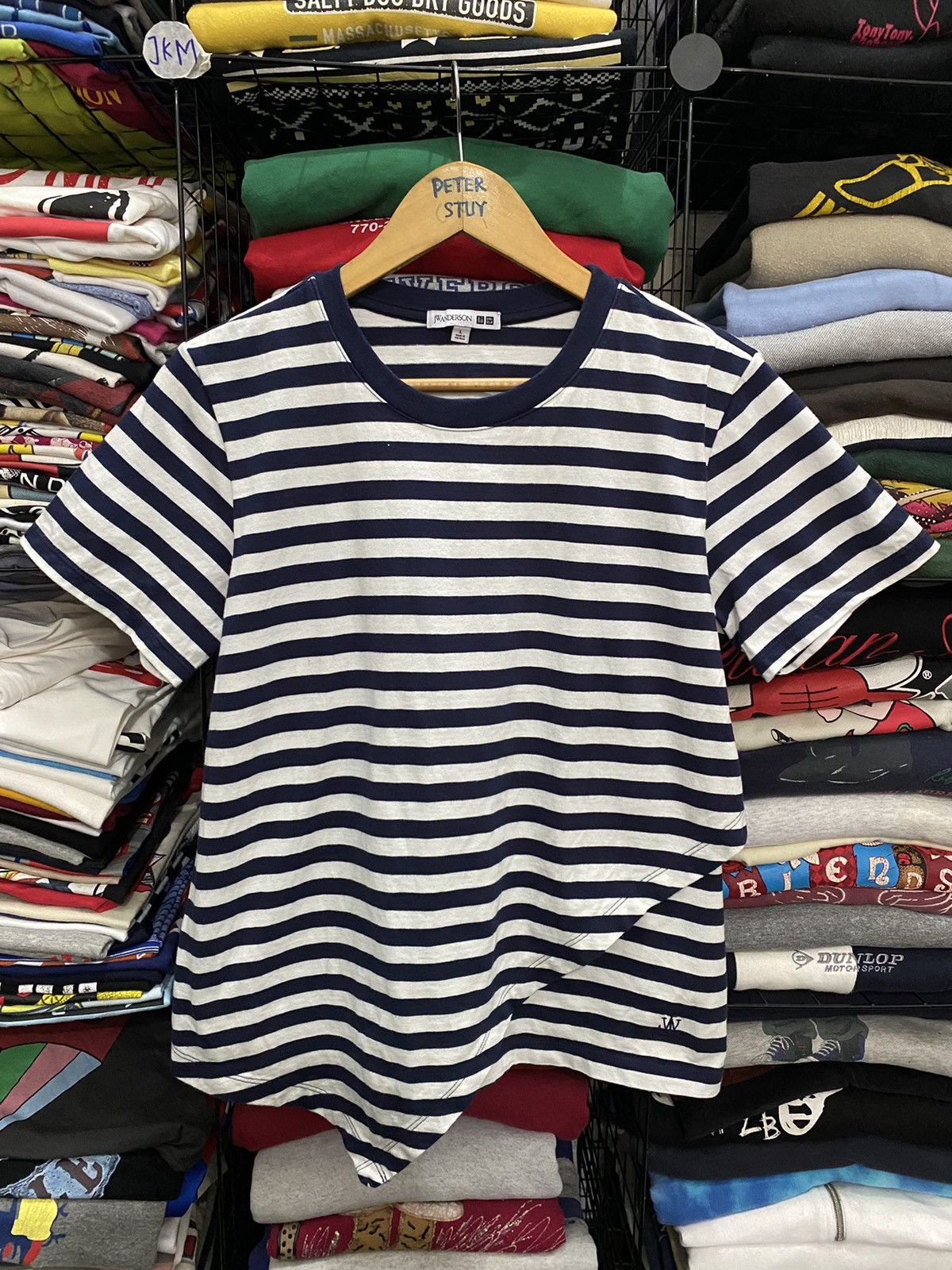 JW Anderson JW ANDERSON UNIQLO T-SHIRT Size US L / EU 52-54 / 3 - 3 Thumbnail