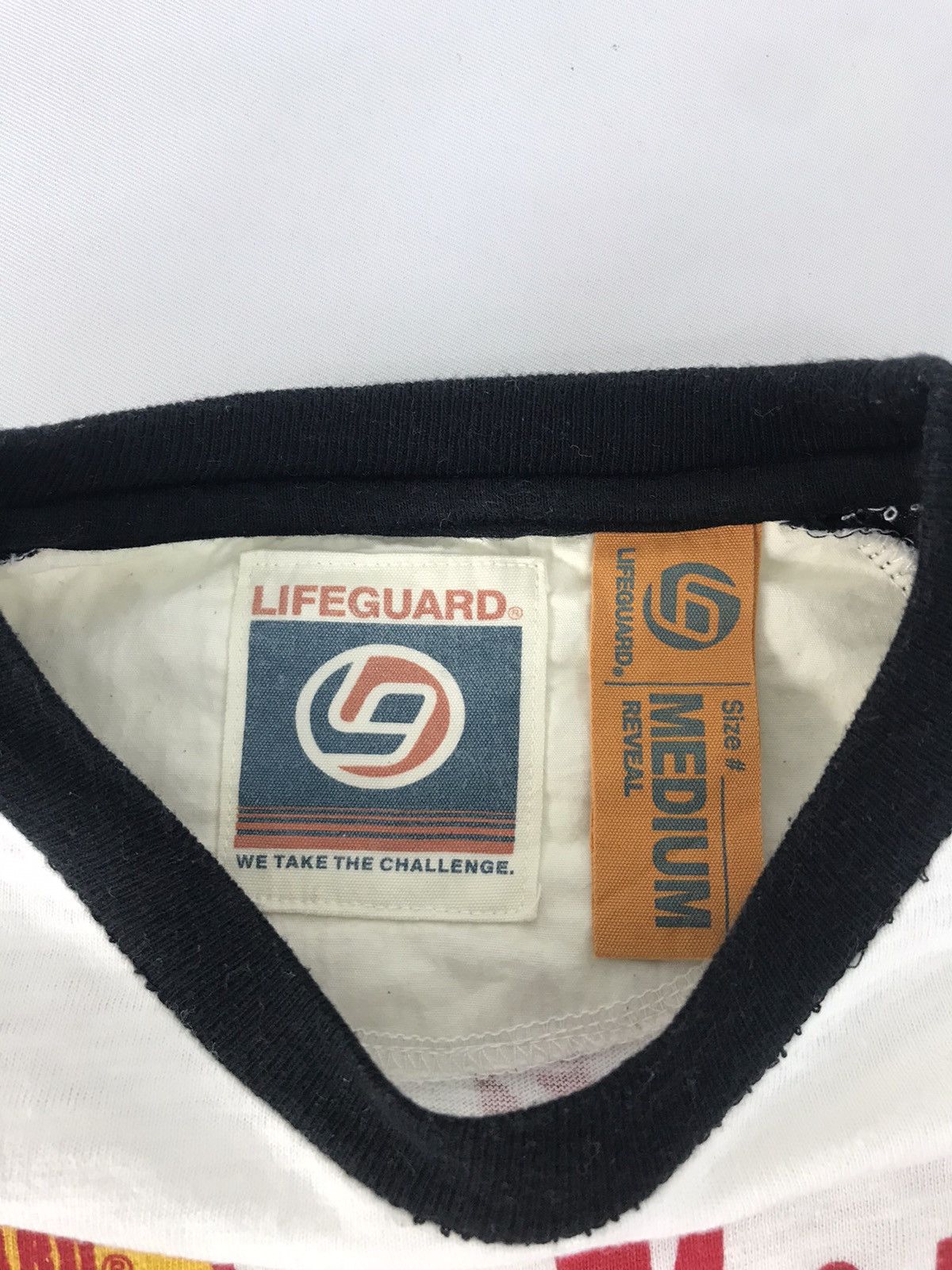 Vintage Lifeguard Confront Safety 24 Tips T-shirt Tee Raglan Size US M / EU 48-50 / 2 - 6 Thumbnail