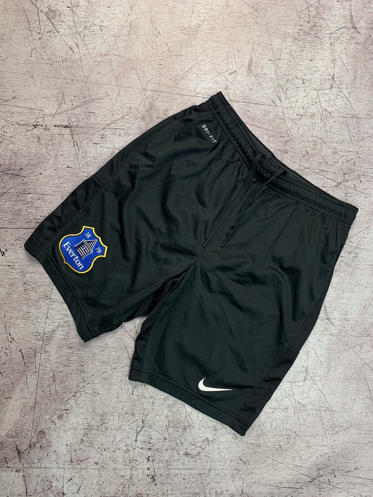 Nike Nike Everton Vintage Shorts | Grailed