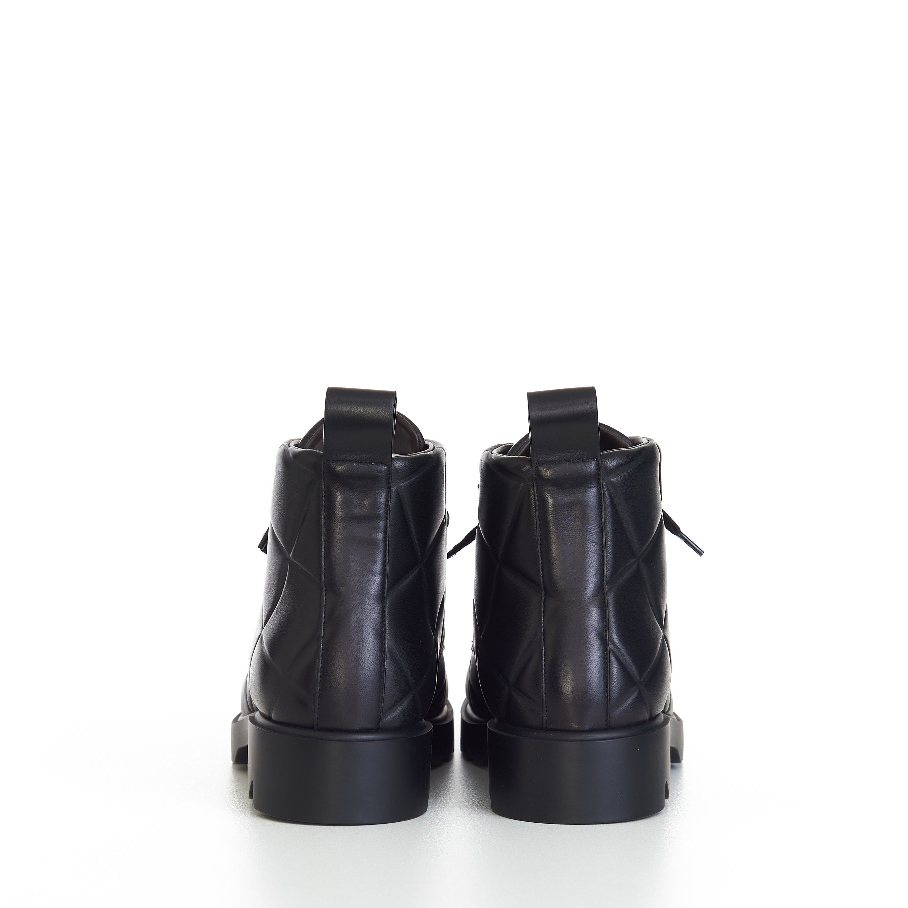 Bottega Veneta "Strut Grid" Lace-up Ankle Boots In Black Padded Leather Size US 11 / EU 44 - 7 Thumbnail