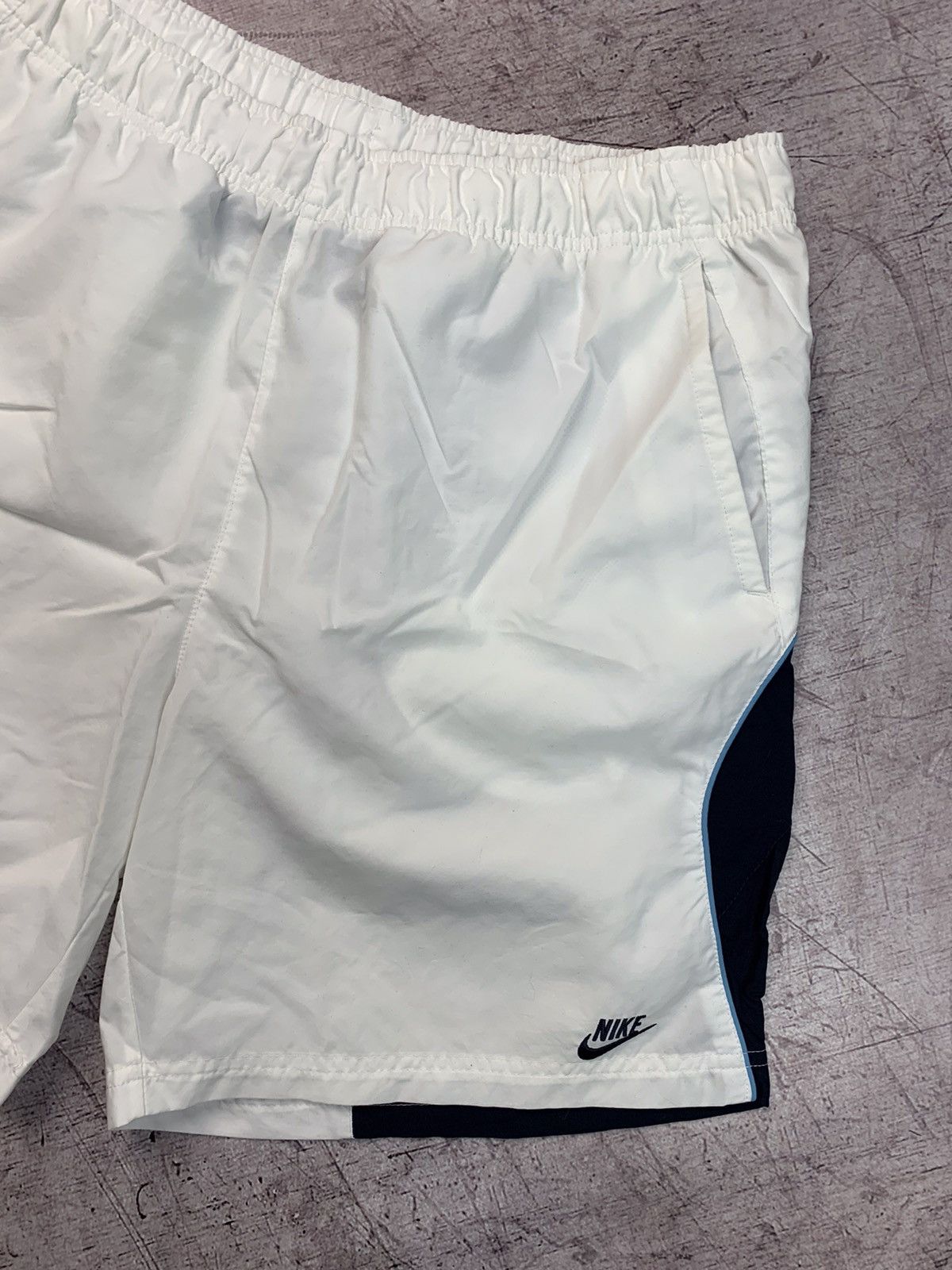 Nike Nike Sportswear Vintage Shorts Size US 32 / EU 48 - 6 Thumbnail