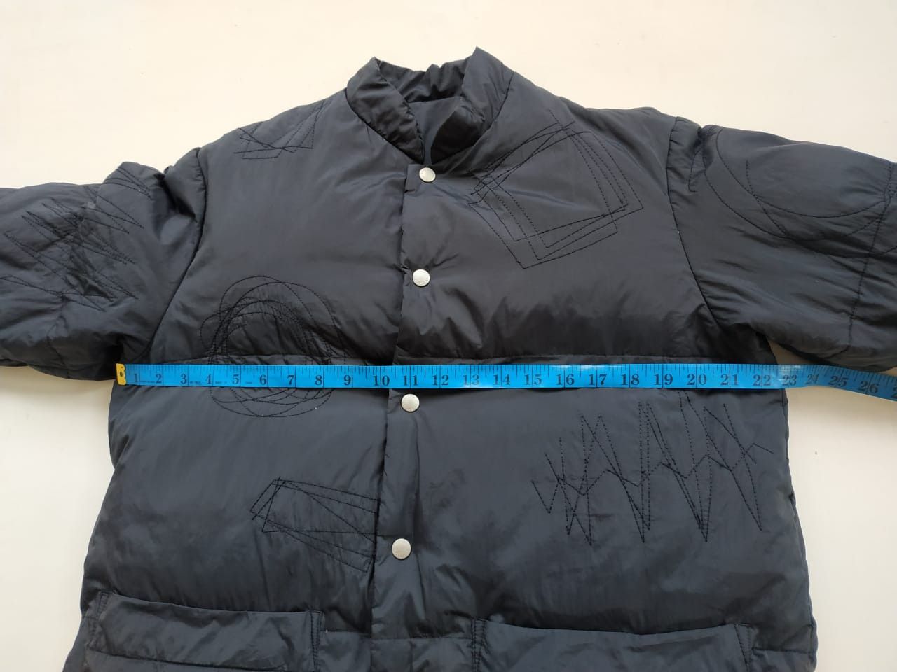 Hai Sporting Gear Fit S to M, Reversible Geometric-Stitch Pattern Down Jacket Size US M / EU 48-50 / 2 - 22 Thumbnail
