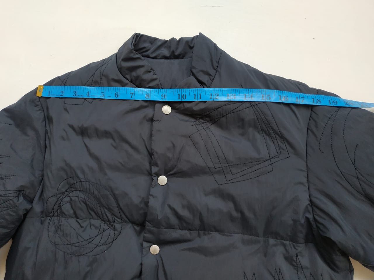 Hai Sporting Gear Fit S to M, Reversible Geometric-Stitch Pattern Down Jacket Size US M / EU 48-50 / 2 - 16 Thumbnail