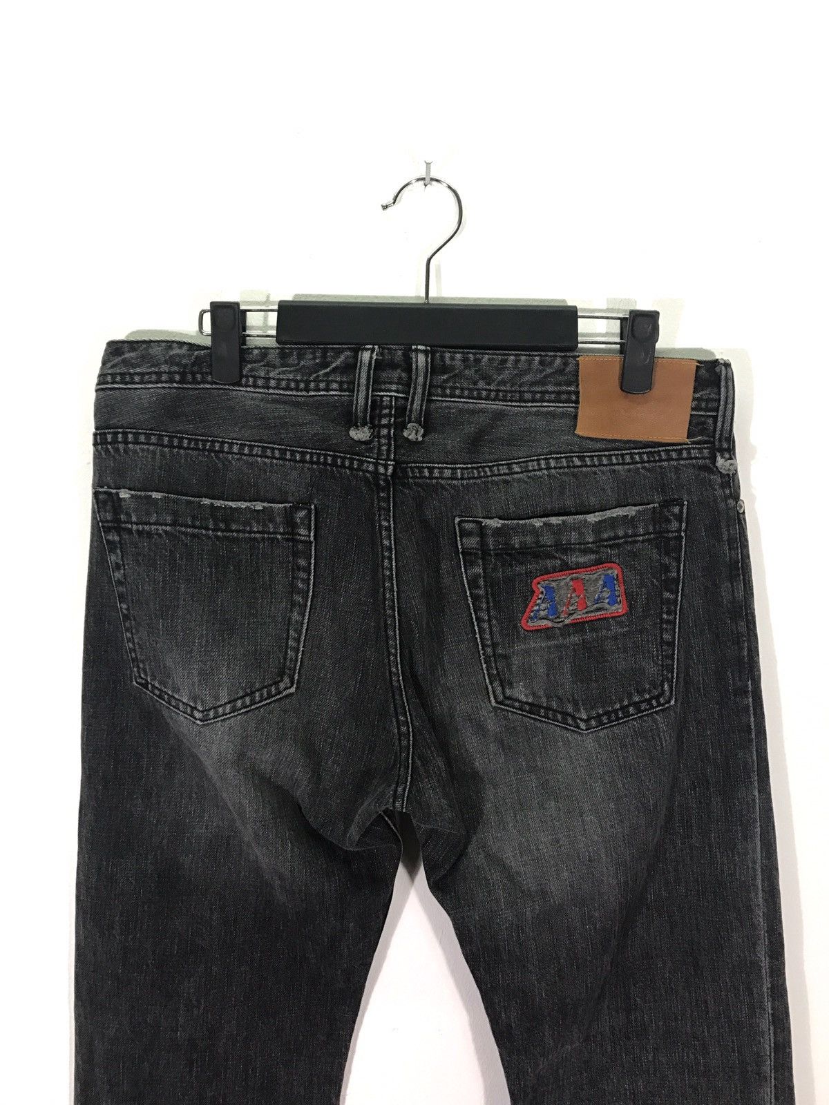 Japanese Brand Made in Japan Paranoid Distressed Denim Jeans Size US 34 / EU 50 - 6 Thumbnail