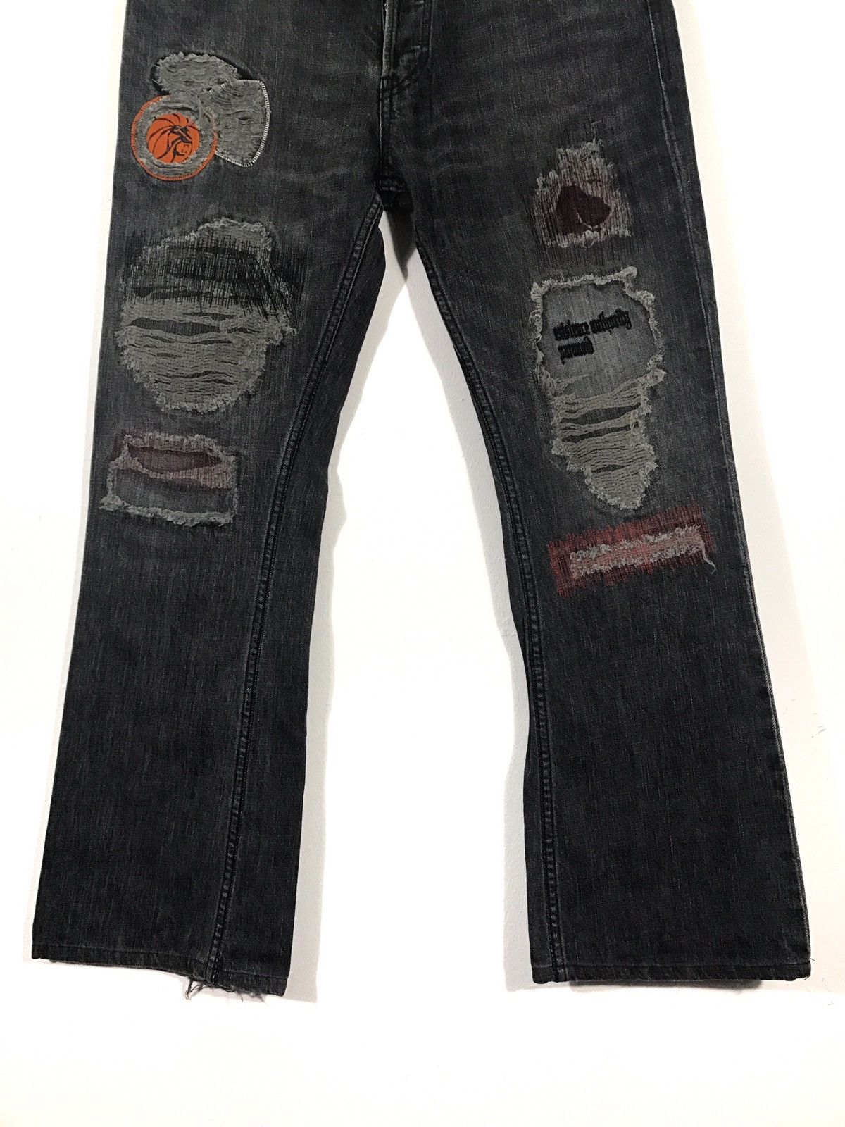 Japanese Brand Made in Japan Paranoid Distressed Denim Jeans Size US 34 / EU 50 - 3 Thumbnail