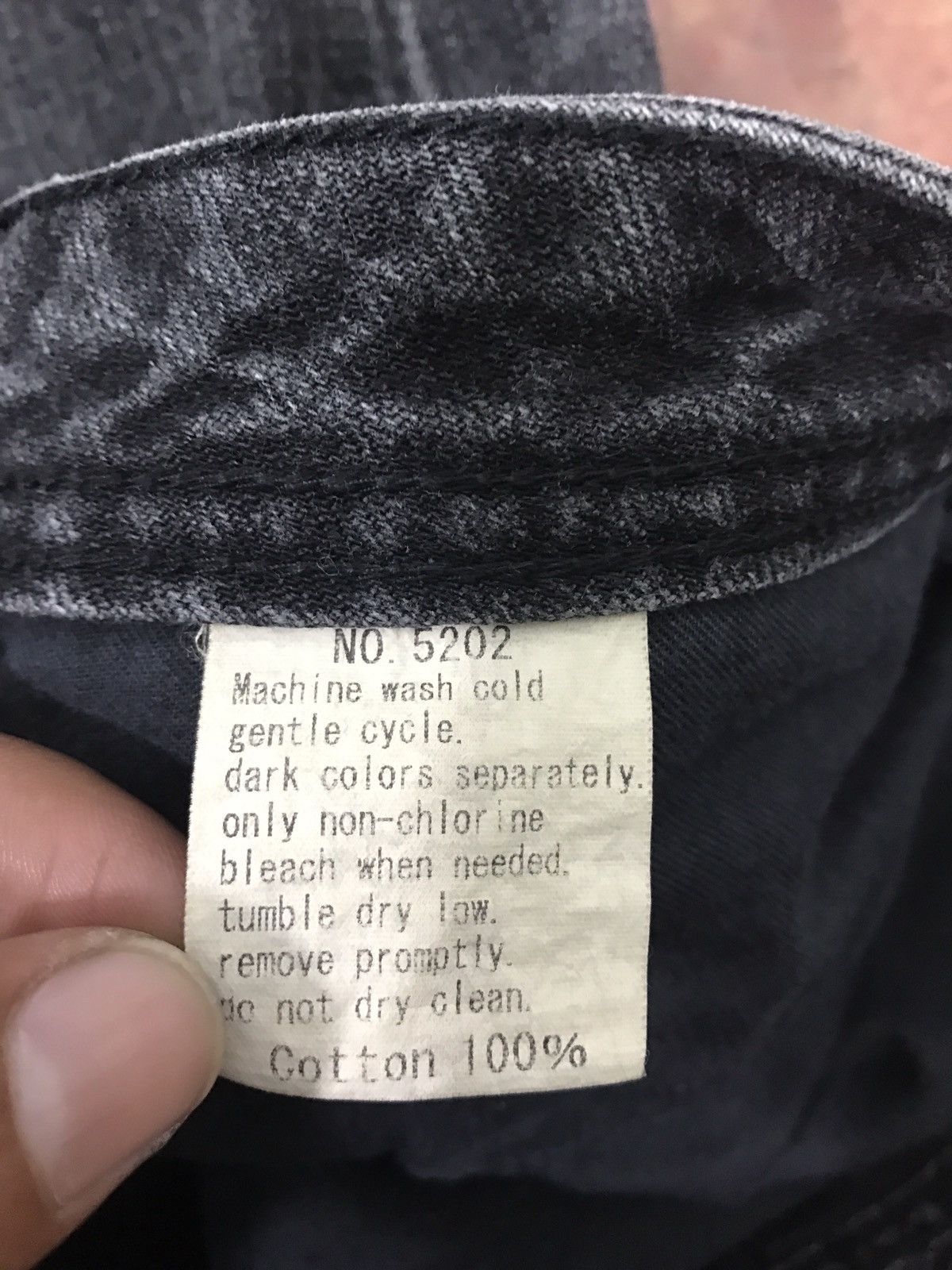 Japanese Brand Made in Japan Paranoid Distressed Denim Jeans Size US 34 / EU 50 - 9 Thumbnail
